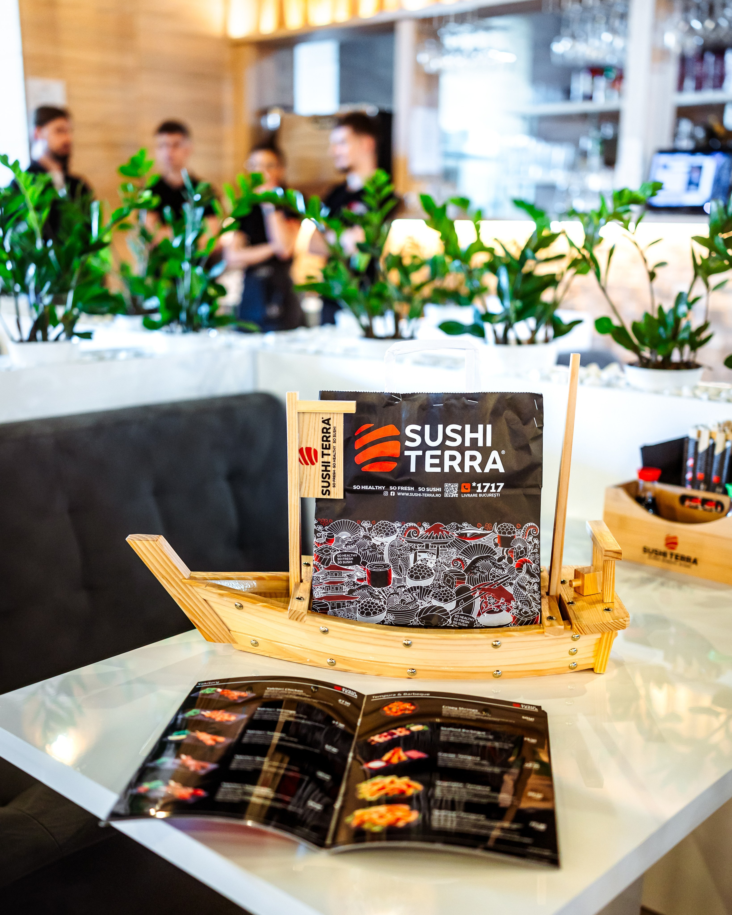 Sushi Terra. Marius Ciocan