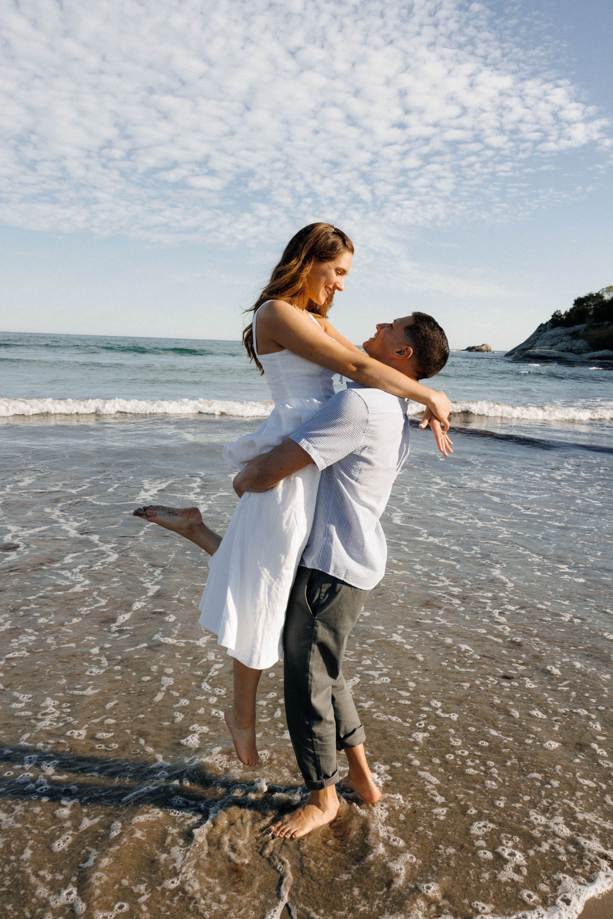 Bella & Nick — Sunset Engagement. Rhode Island Wedding Photographer Tati Simpson