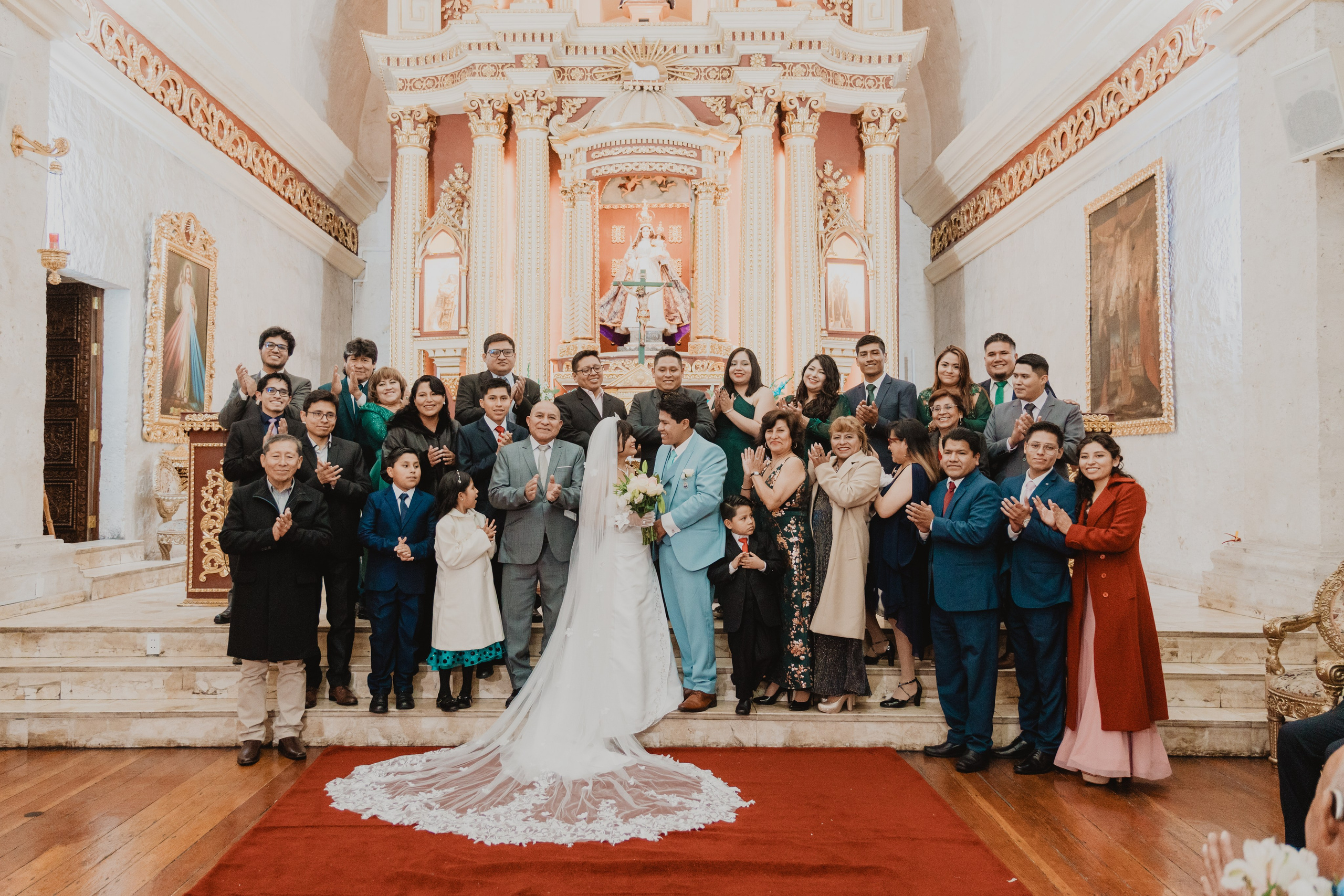 STEISY + EMMANUEL | BODA RELIGIOSA. Studio KVTA | Fotografía y Video de Bodas en Arequipa