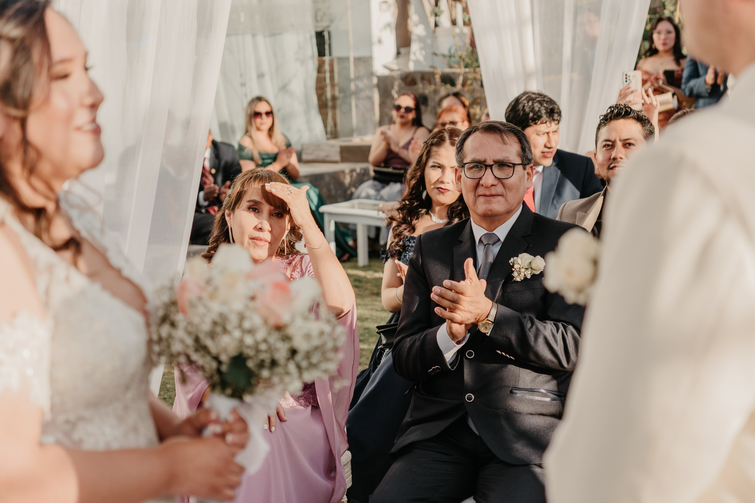 VANIA + LUIS BODA CIVIL. Studio KVTA | Fotografía y Video de Bodas en Arequipa