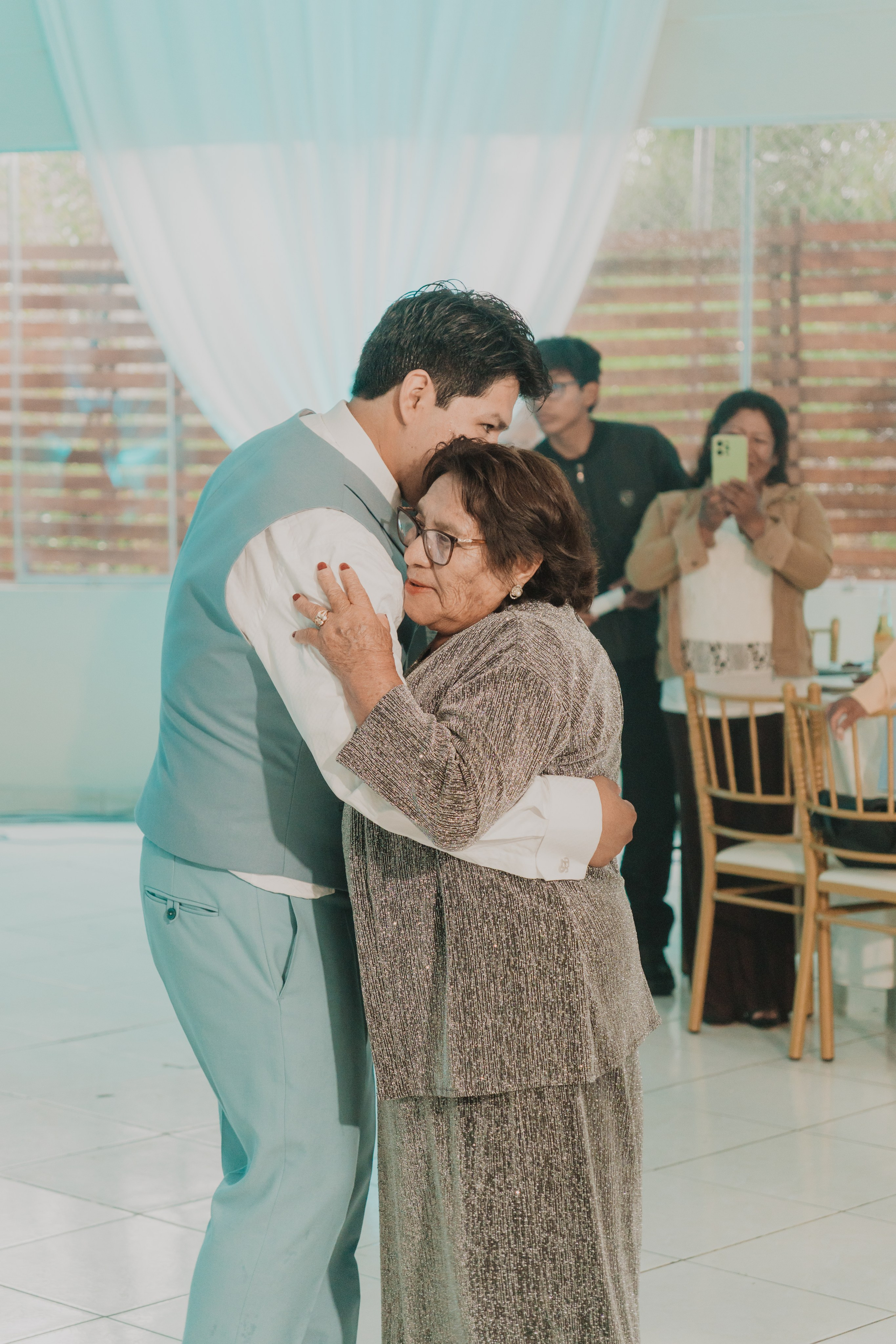 STEISY + EMMANUEL | BODA RELIGIOSA. Studio KVTA | Fotografía y Video de Bodas en Arequipa