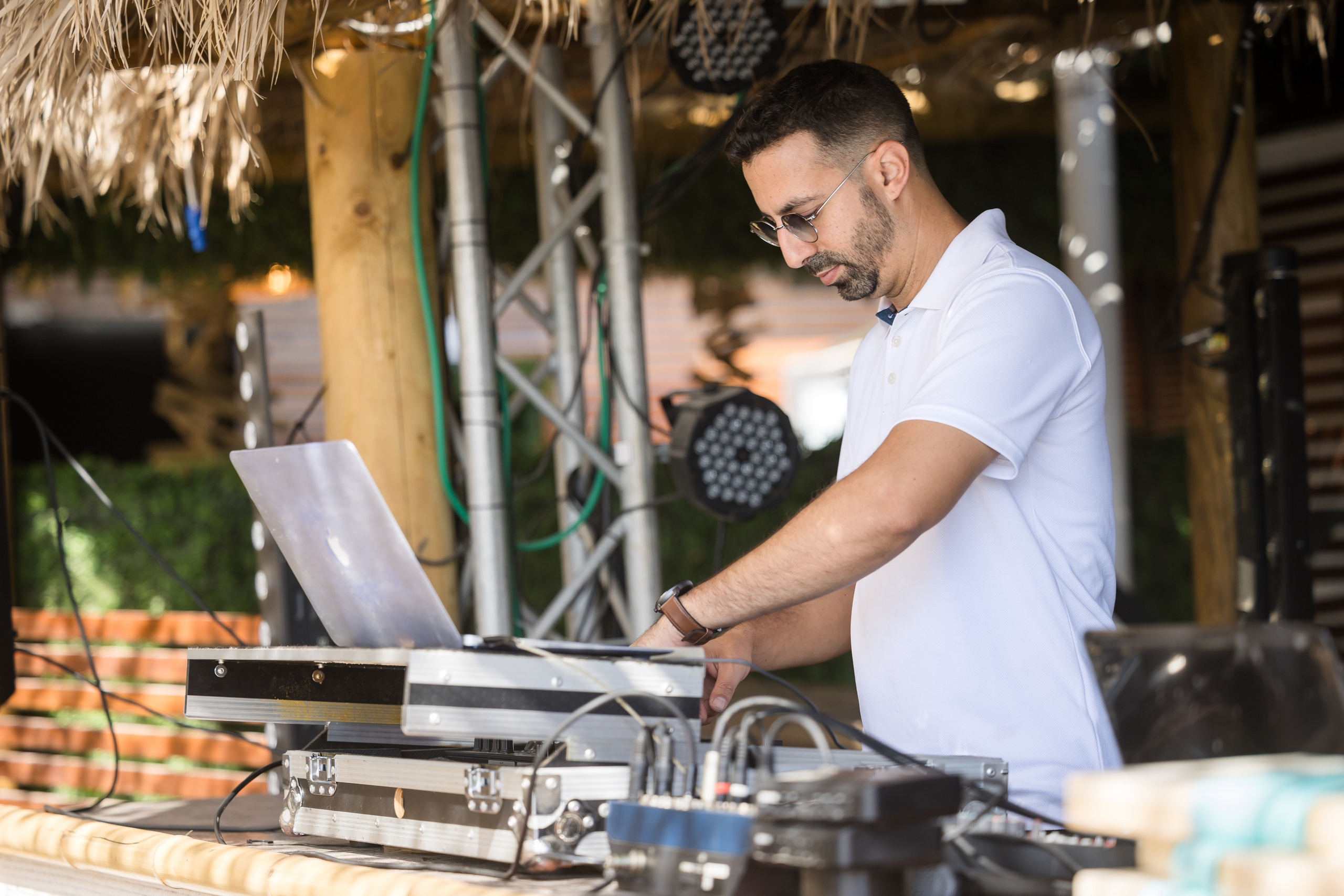 HSL- summer vibes. AMIR BUCHNIK PHOTOGRAPHER