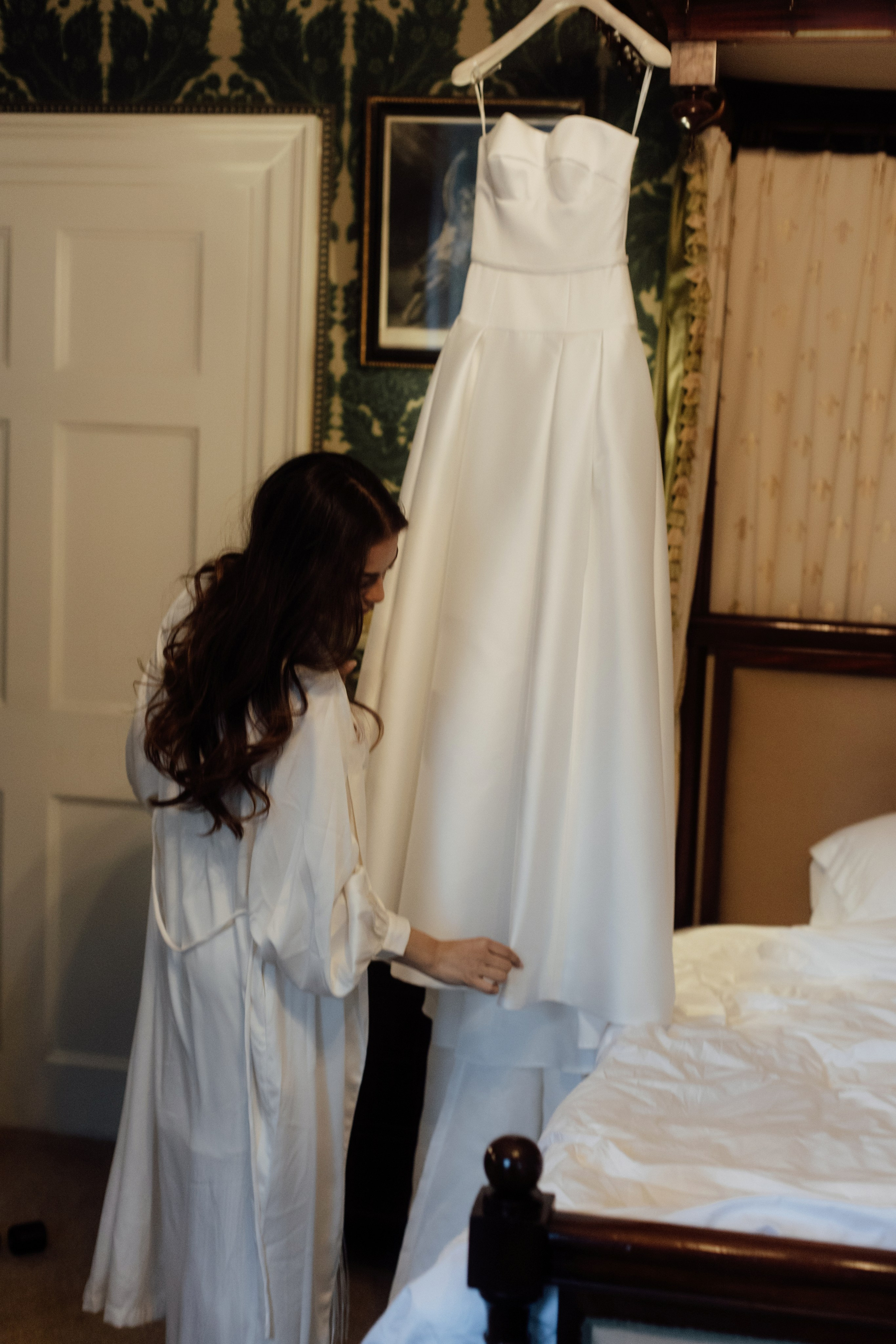 Sara & Angus — Old Marylebone Town Hall, London. Timeless Wedding & Event Photography from London to the world