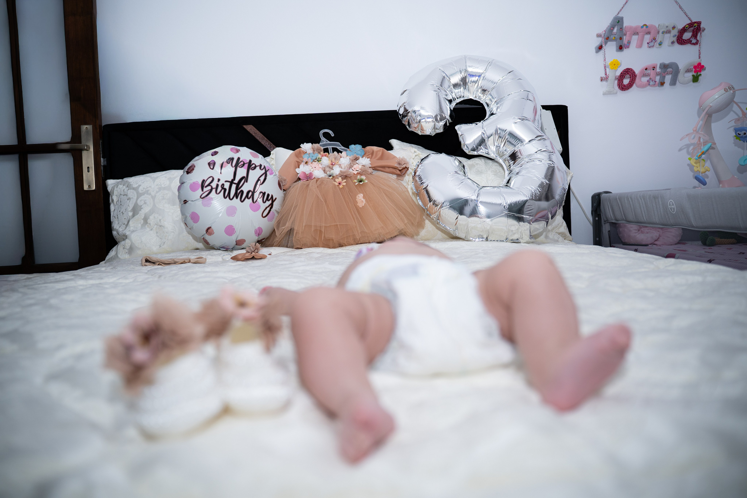 BOTEZ - PRIMUL ZÂMBET