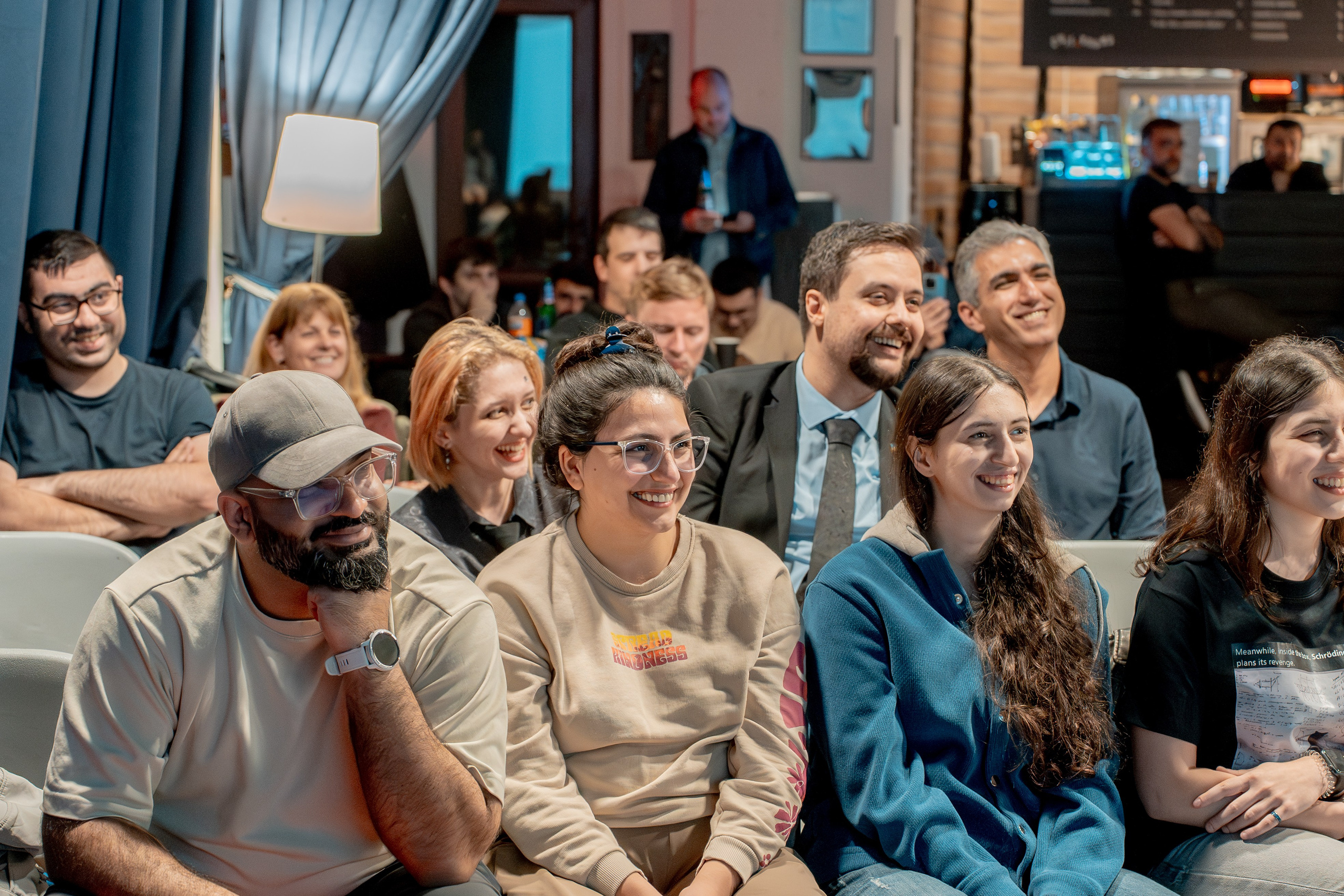 English stand up. Fotoqraf Vəli Məmmədov