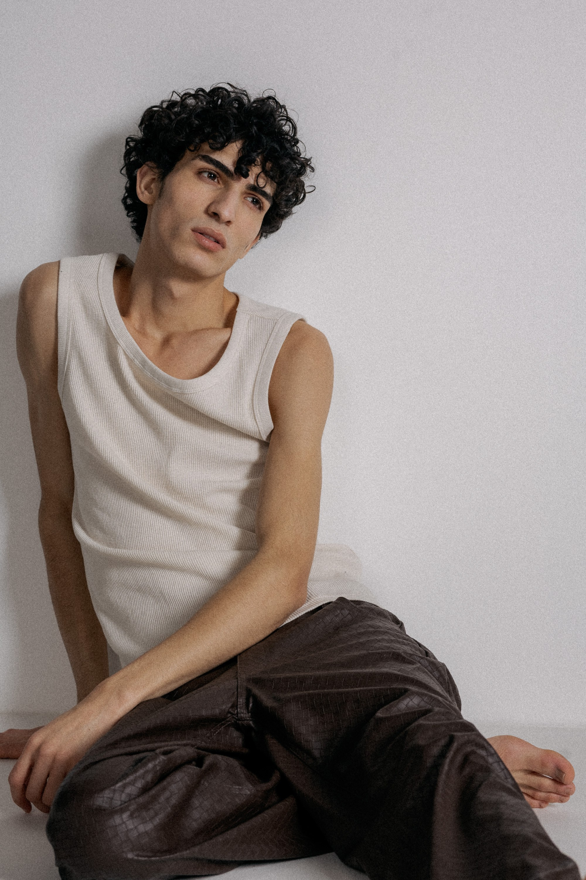 Editorial portfoliokuvaus ● Hristo. Valokuvaaja Lahti, Helsinki Elena Salonen