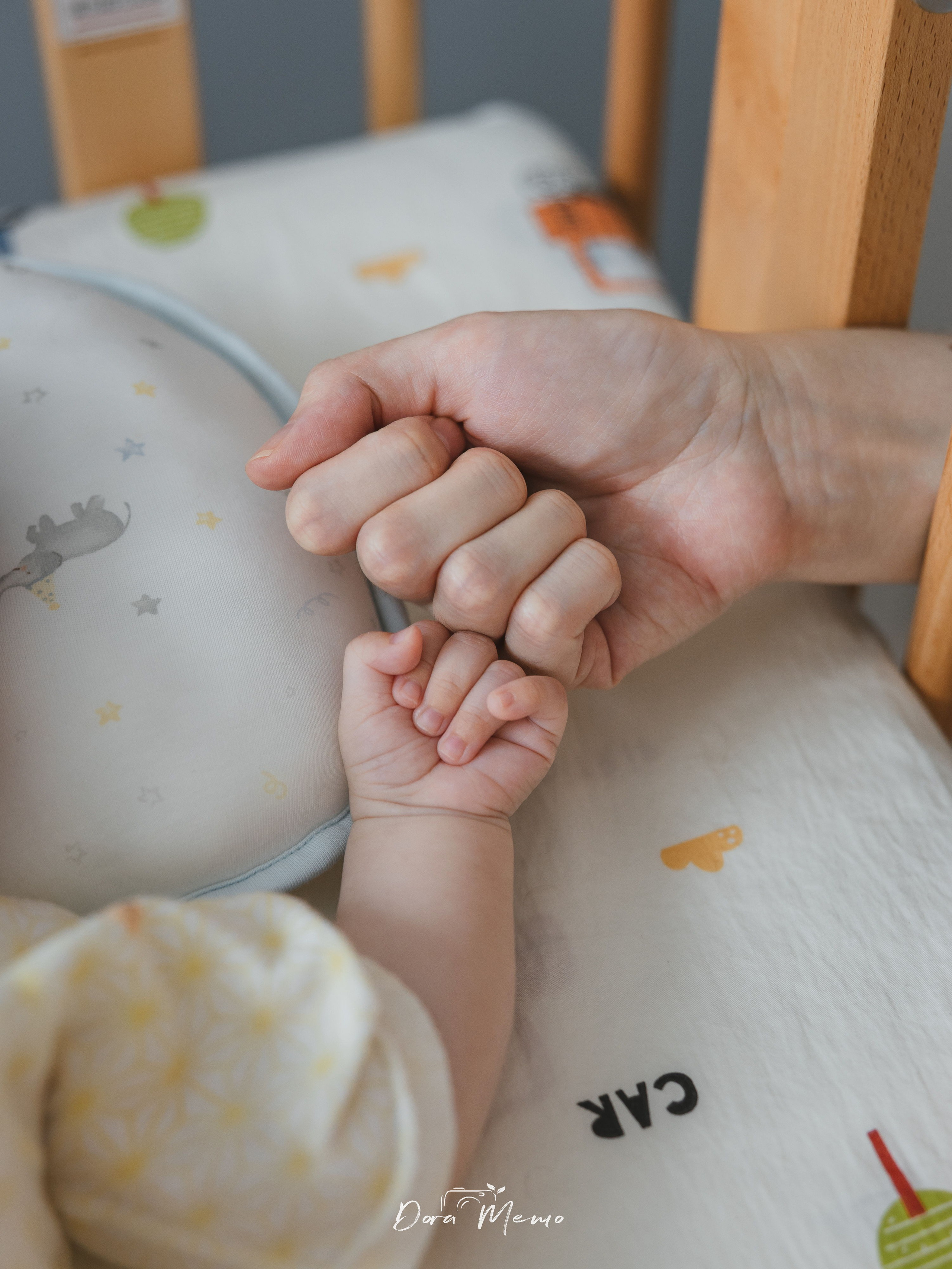 A close-up of the baby during a Shanghai family photoshoot.
