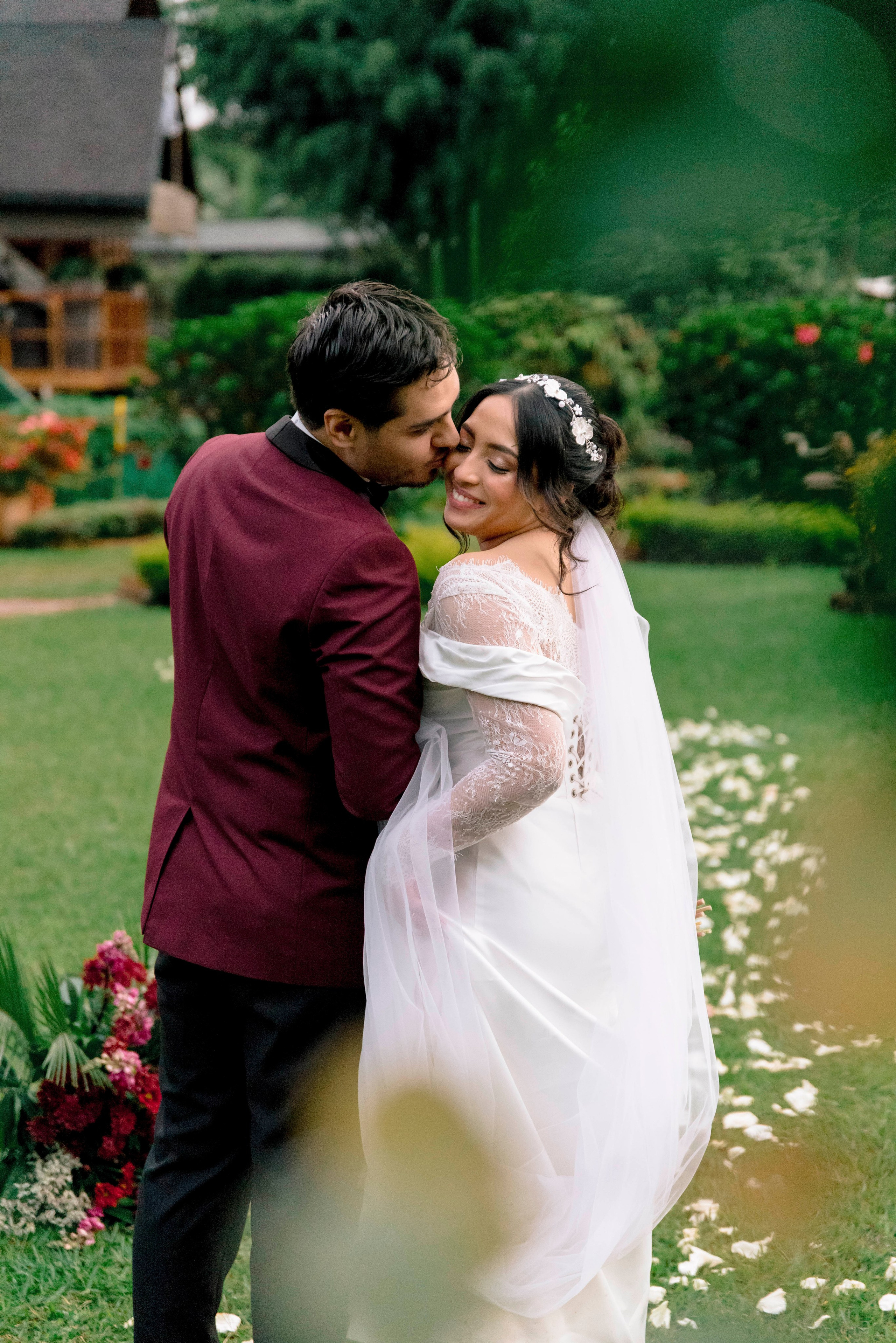 Boda en Medellín. Fotógrafos de bodas en Barranquilla, Cartagena y Santa Marta | BanderArt