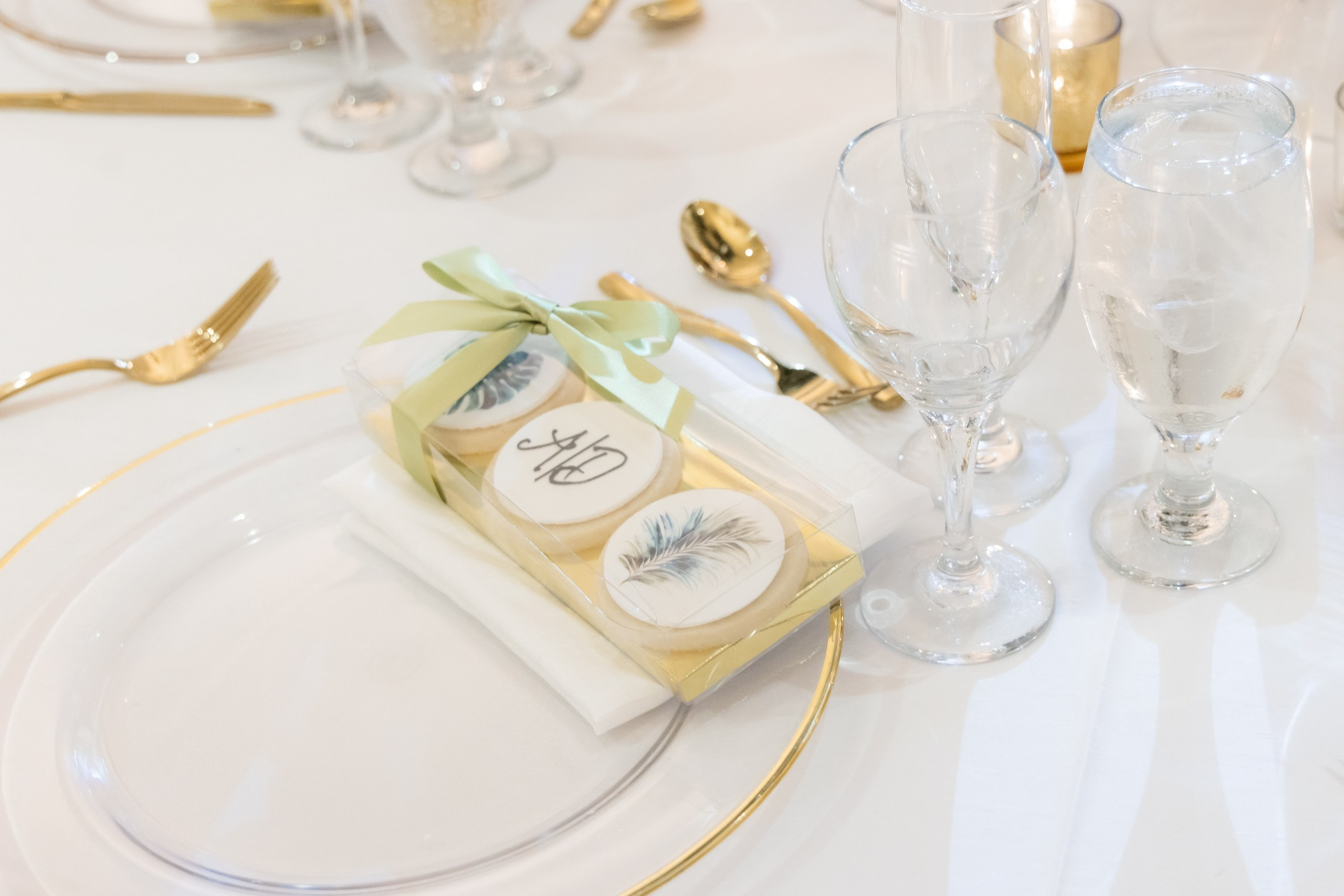 Alyssa and Daniel, The Palms Hotel, Miami. Wedding Photo & Video