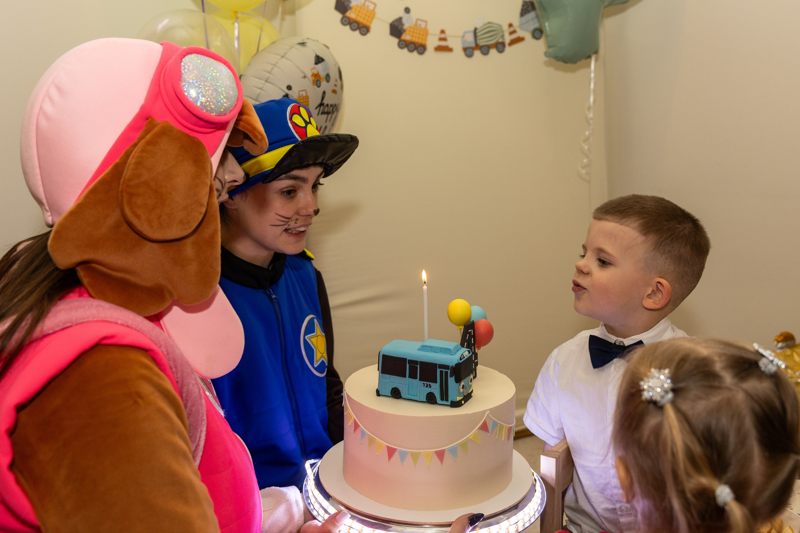 День рождения Артёма 24 января 2026 года. Семейный и детский фотограф в Варшаве Мила Бобровская