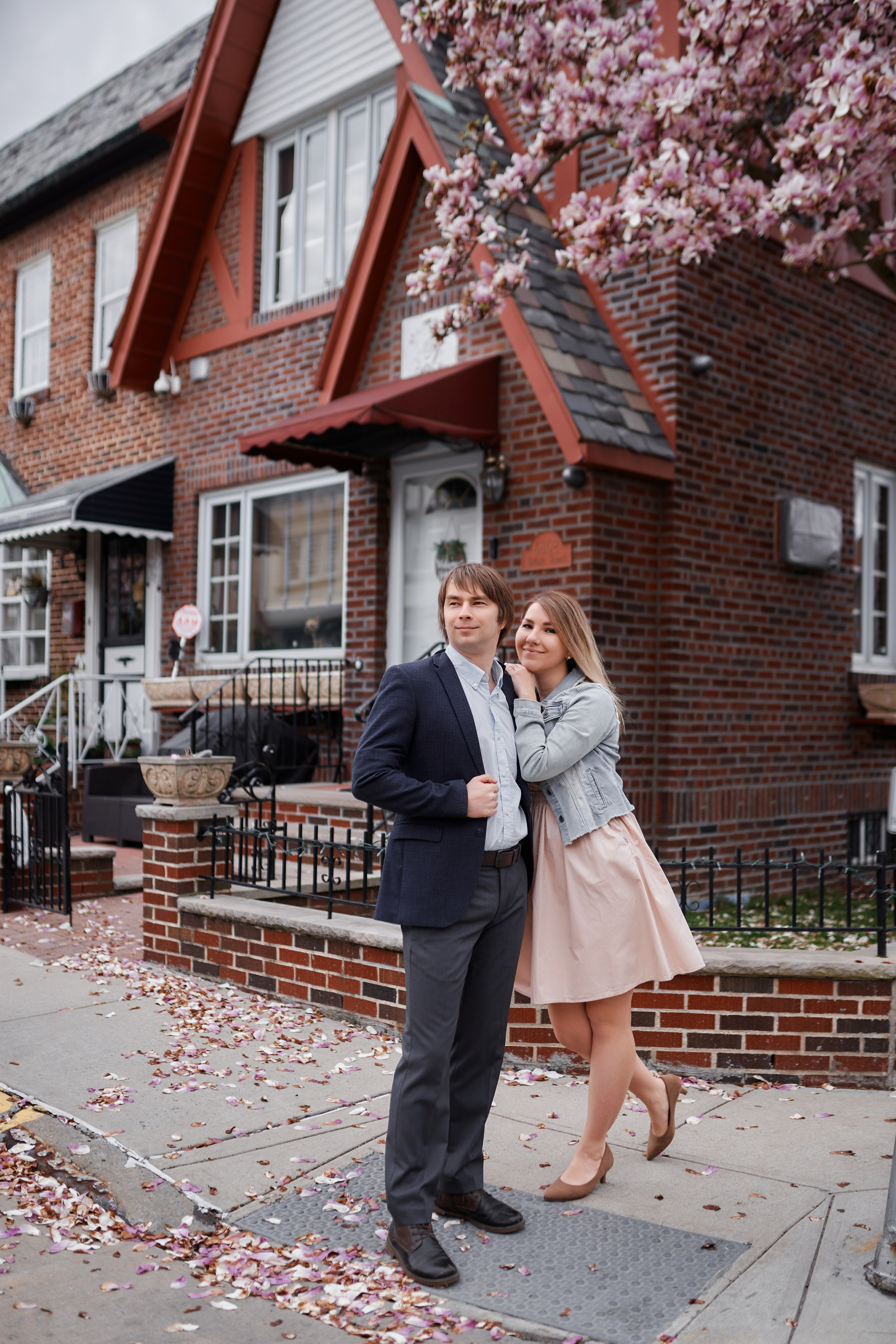 Engagement photo shoot NYC. Professional Wedding and event photographer USA New York