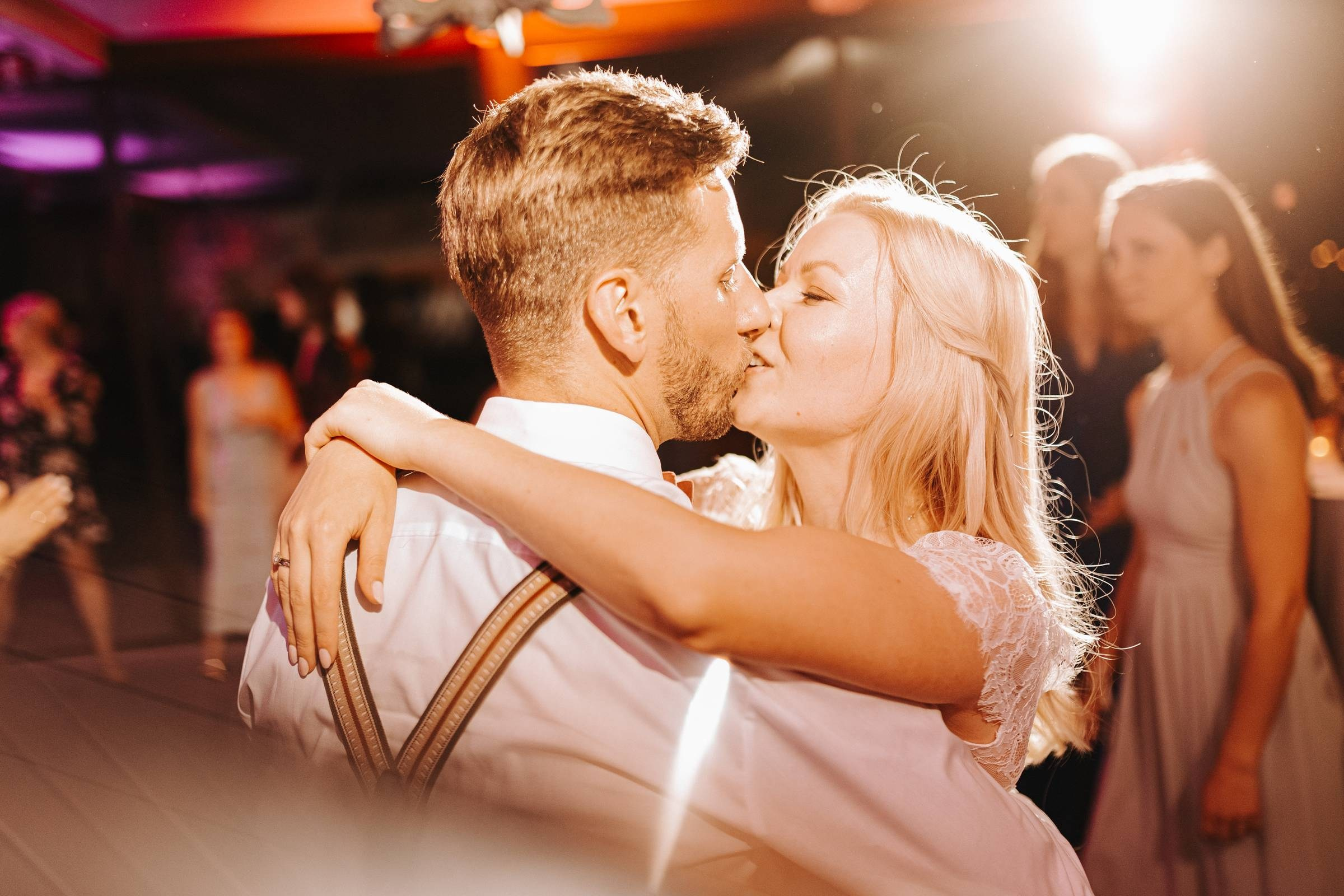 SVINOT KĀZAS NĪTAURĒ