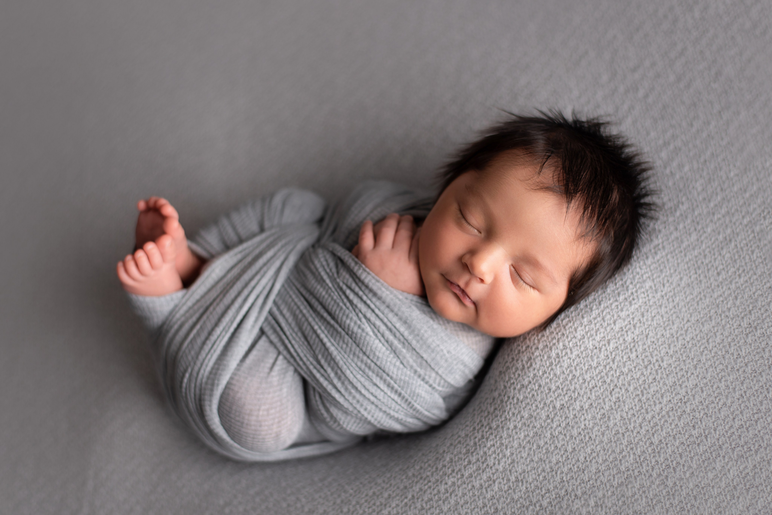 Timofey 18 dats. In-home newborn photography Raleigh & area Katya Kulikova