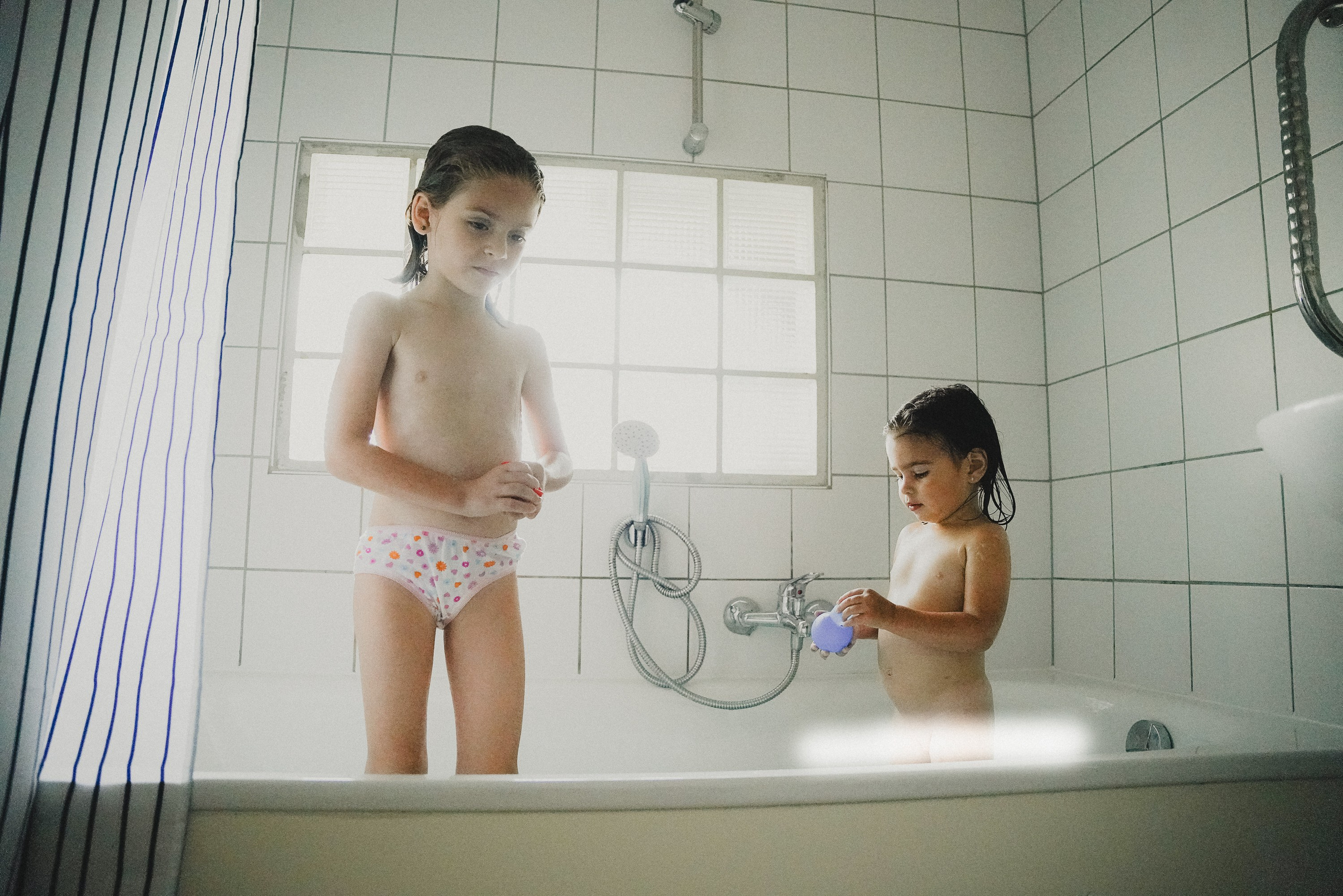 RITRATTO | LIFESTYLE | REPORTAGE. Svitlana Miahka fotografa a Genova