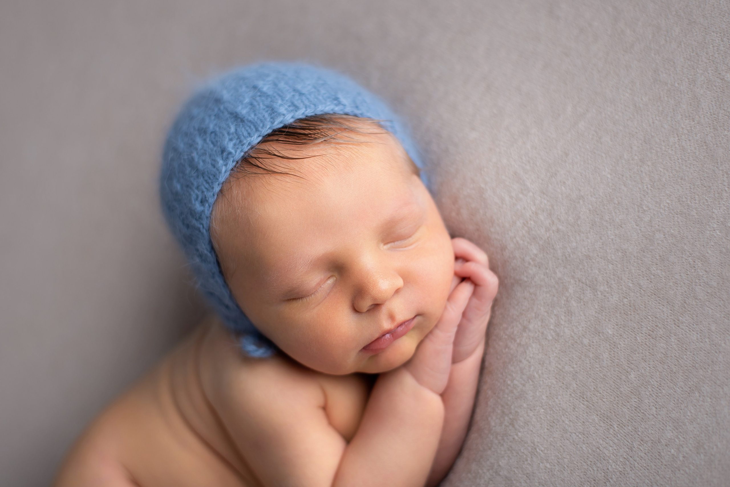 Daniil 8 days. In-home newborn photography Raleigh & area Katya Kulikova