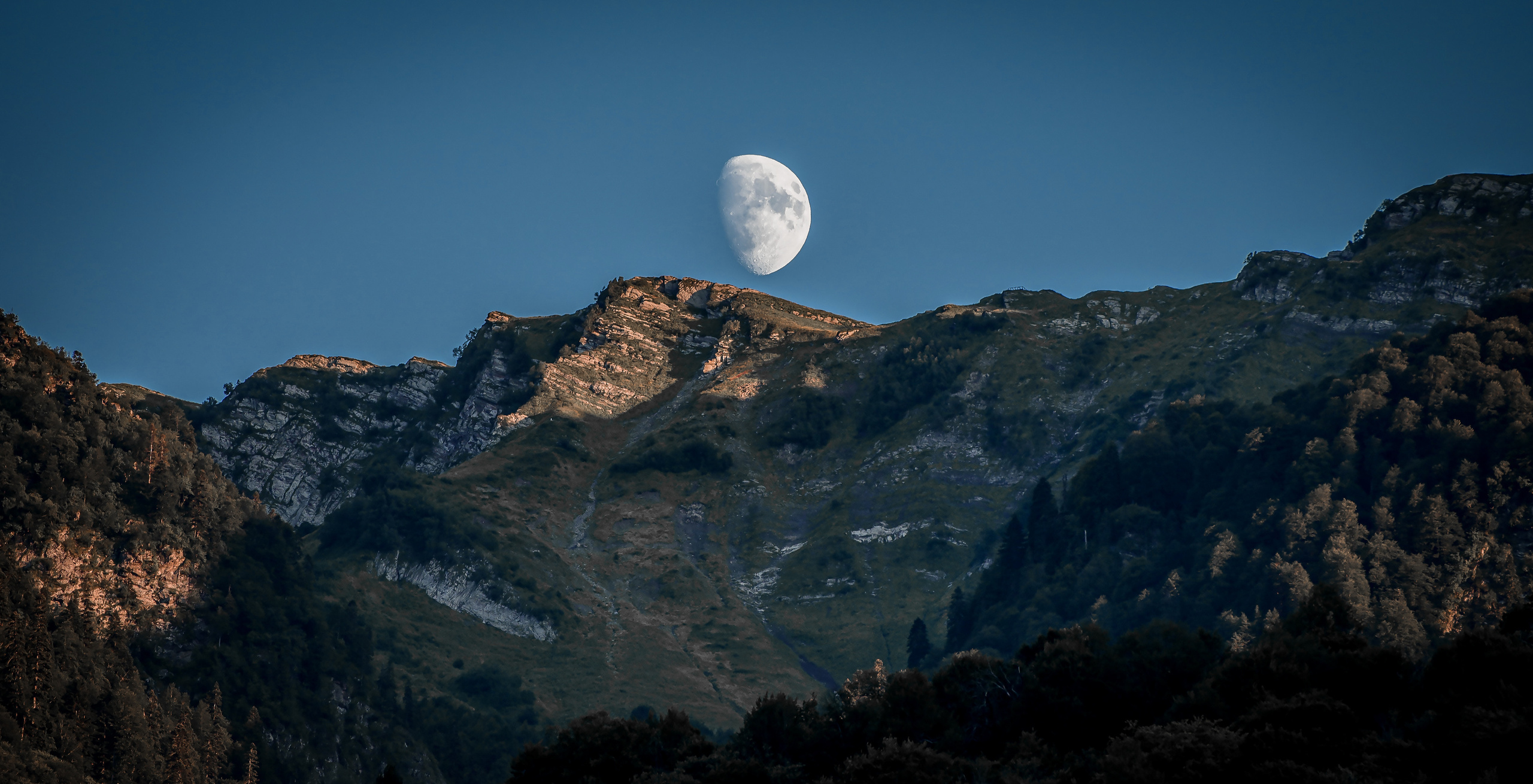 TRAVEL & LANDSCAPES. Photographer Phuket