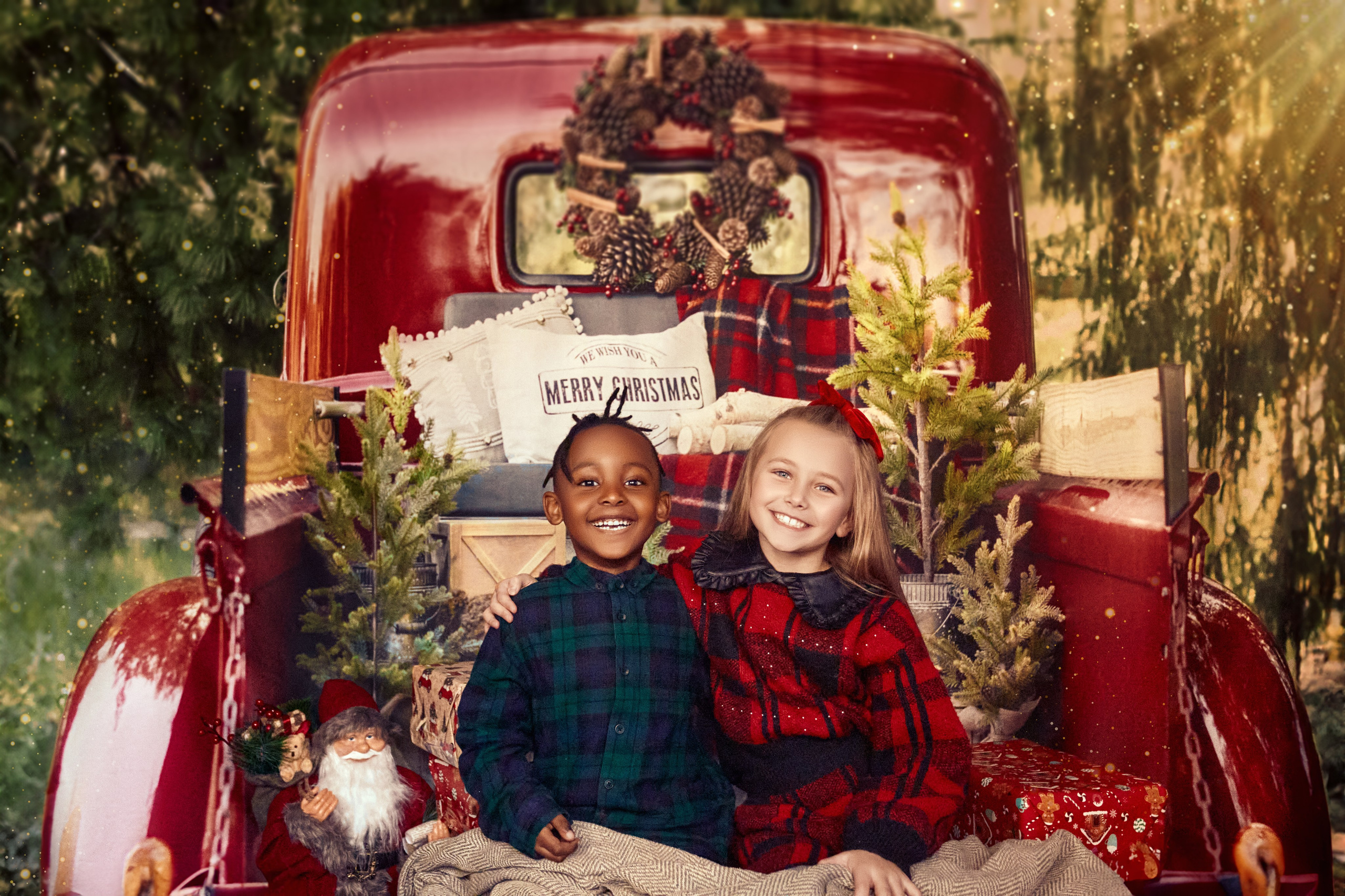 Christmas. Lu’jain’s Studio| Female Wedding, Maternity & Lifestyle Photographer London, UK