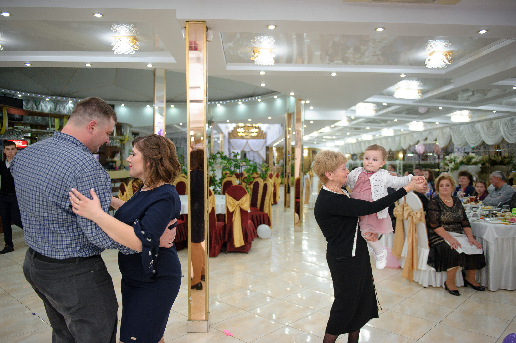 Кумэтрия Катюши. Семейный фотограф в Кишинёве THOMAS SHTIFT