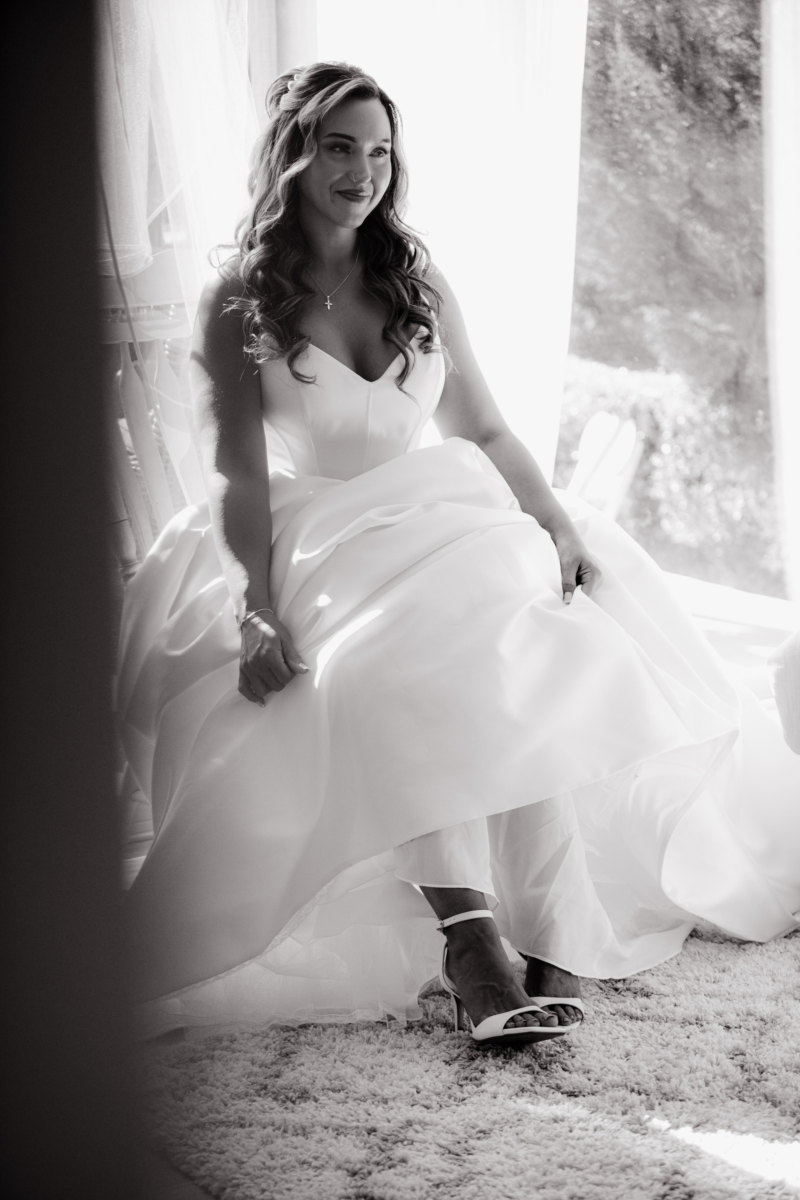 Vanessa Bridal Prep| Sacramento Wedding Photographer. Wedding Photography & Videography San Francisco, Sacramento