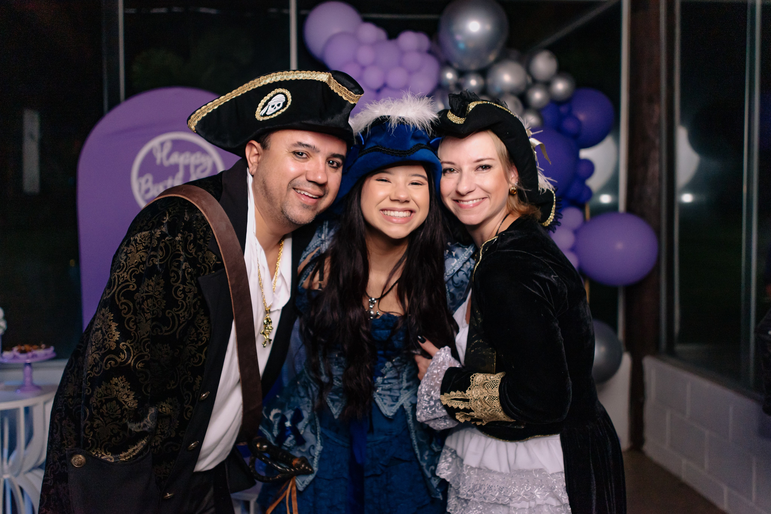 Sofia 15 anos. Wedding photographer Ana Koshi