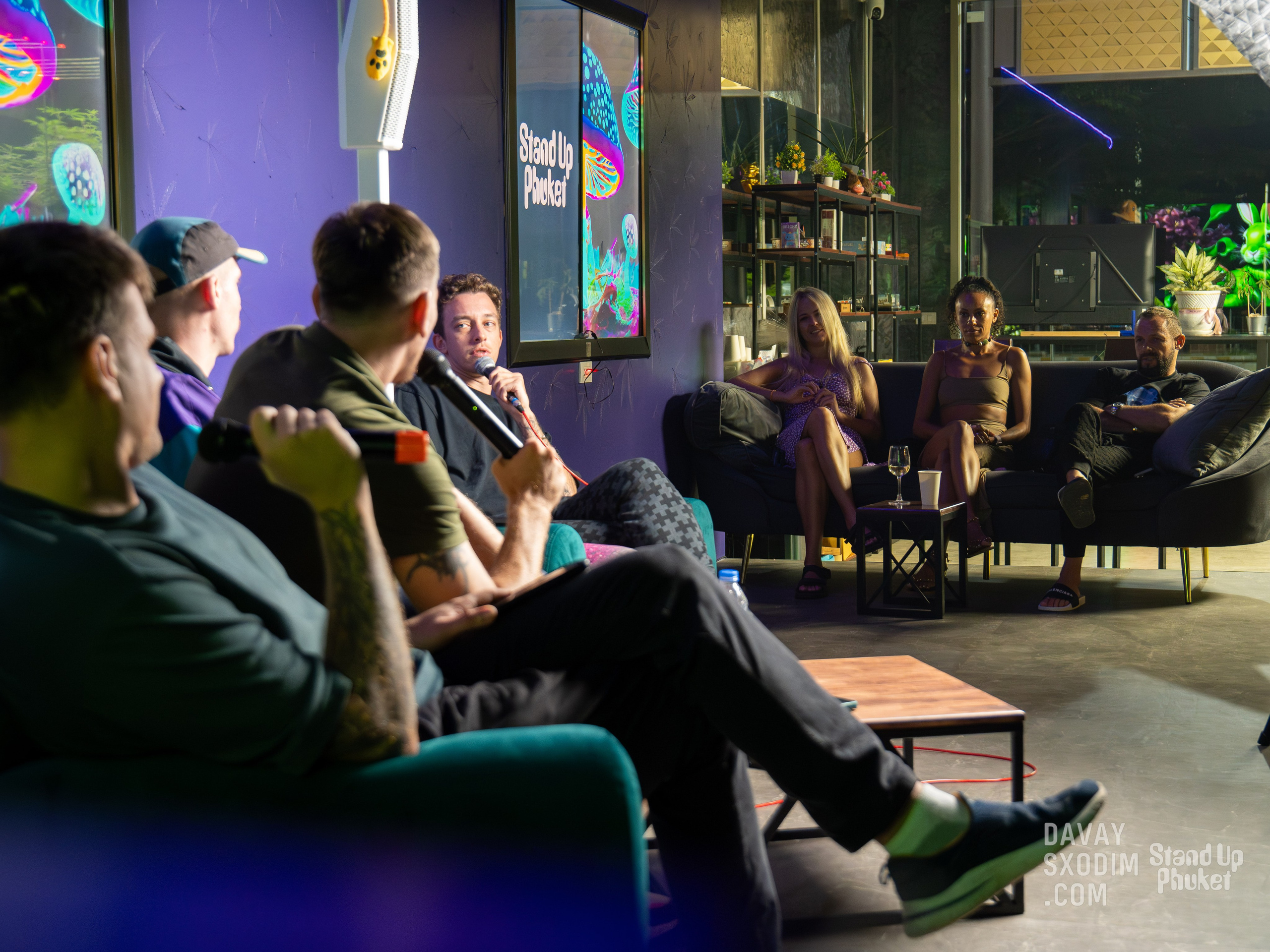 Standup-шоу «Тай-Болтай» | Фоторепортаж | Афиша | DAVAYSXODIM.com PHUKET. АФИША|ФОТОРЕПОРТАЖИ|ИВЕНТЫ|ПХУКЕТ