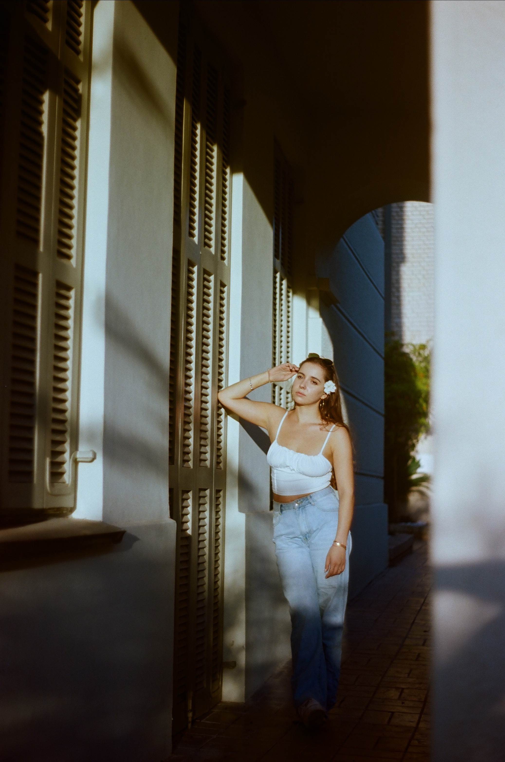 Илана. Film portrait photographer