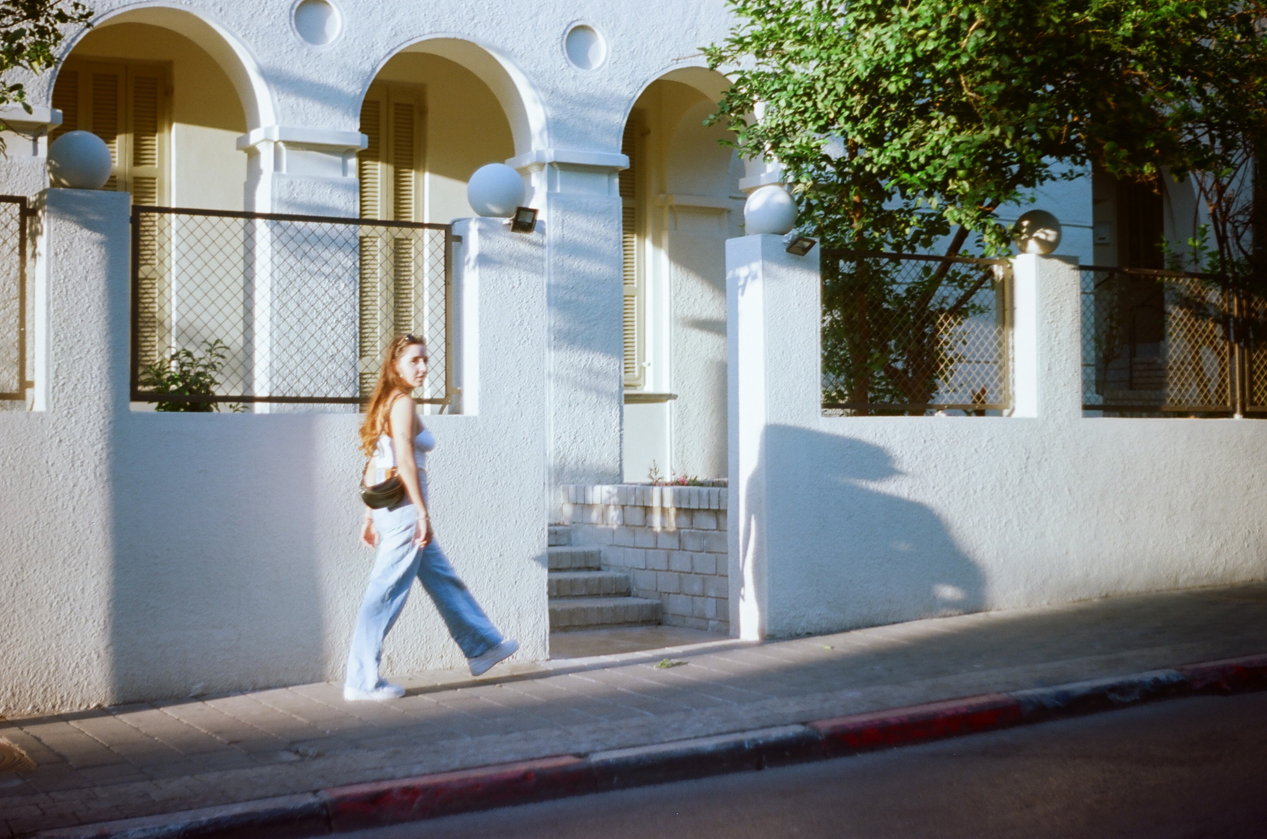 Илана. Film portrait photographer