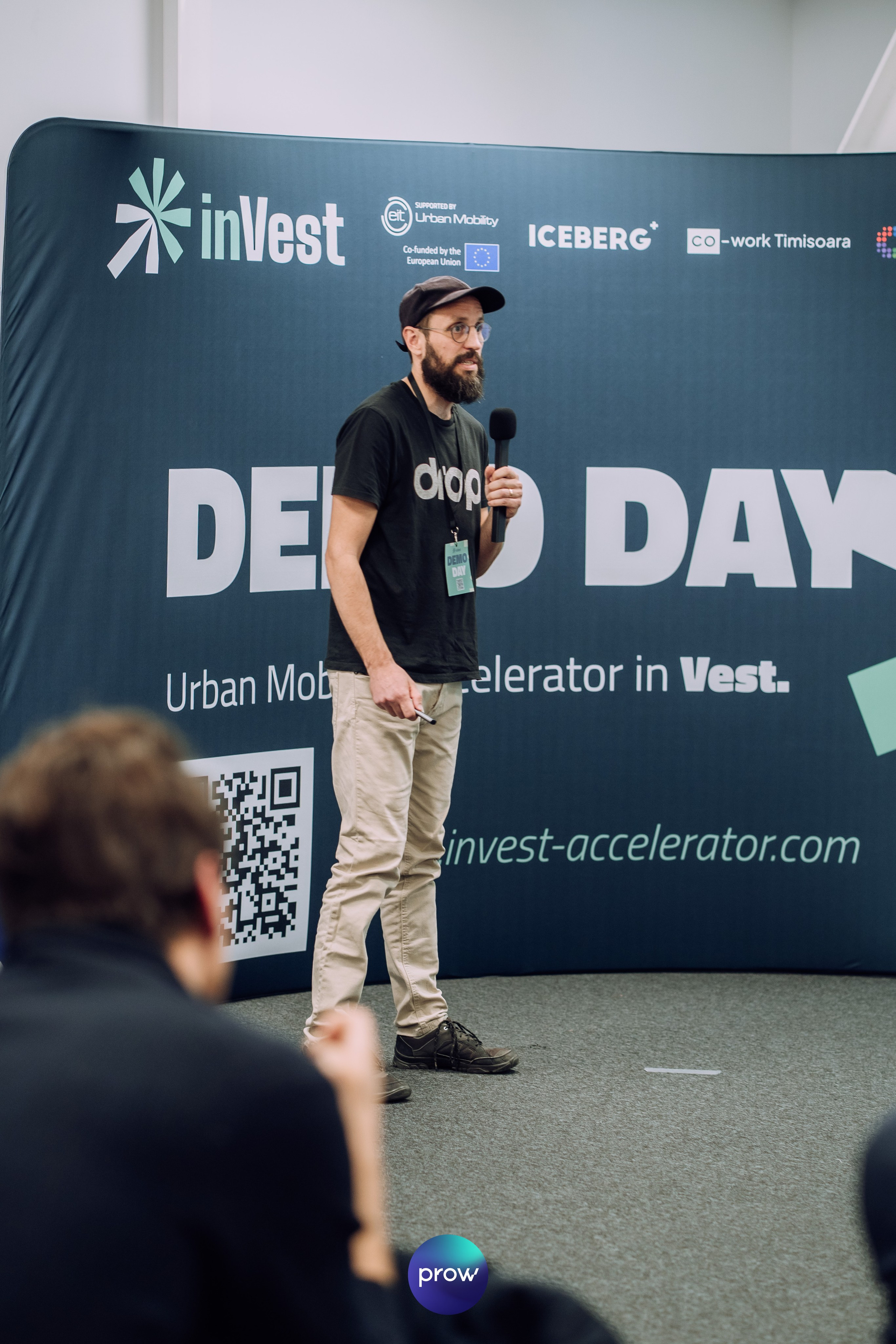 InVest DemoDay @ Cowork. Cozac Cristian Photographer