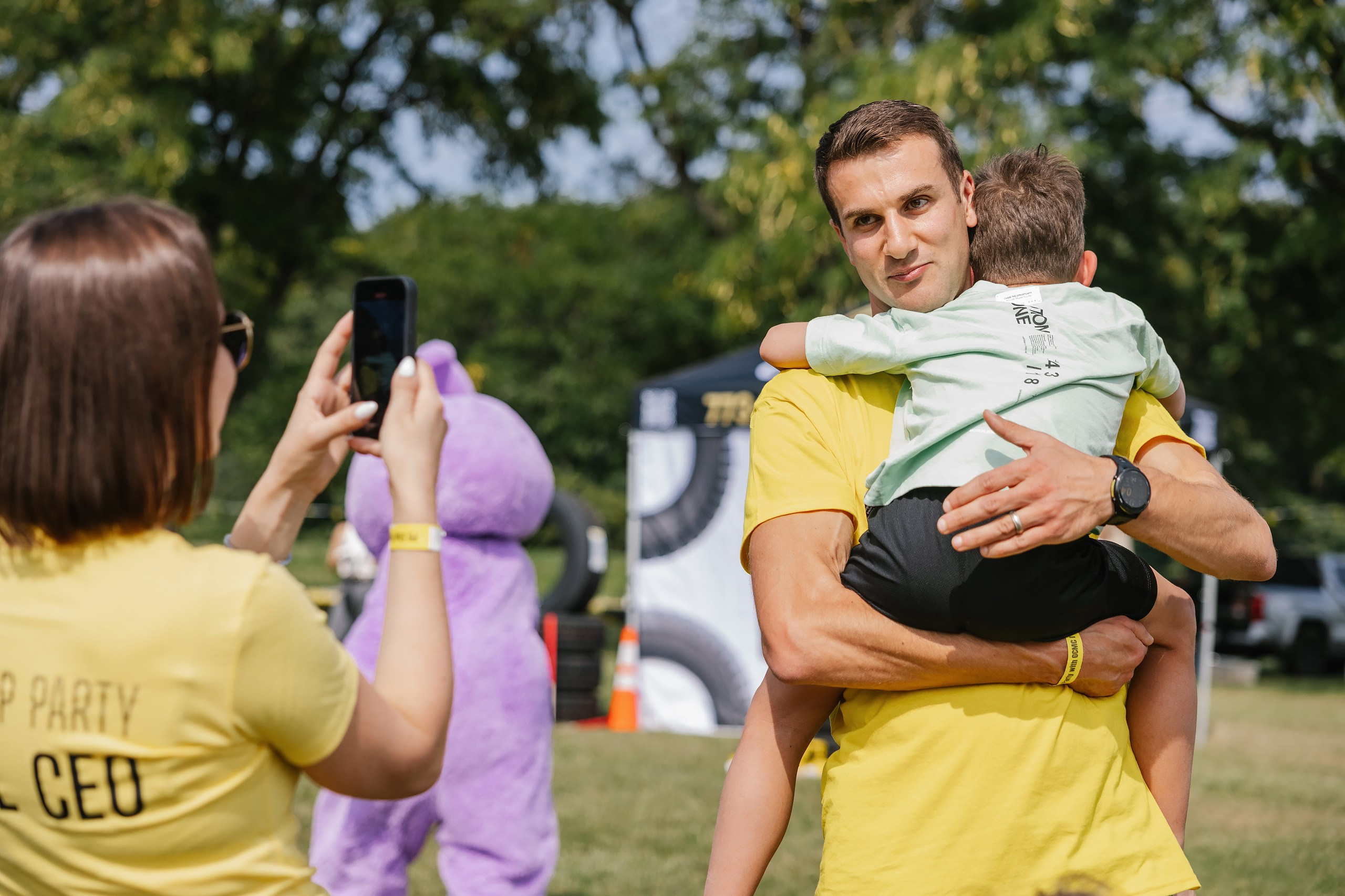 OCMC 09.13.2025. Wedding family event photographer in Chicago Nick Yushevich