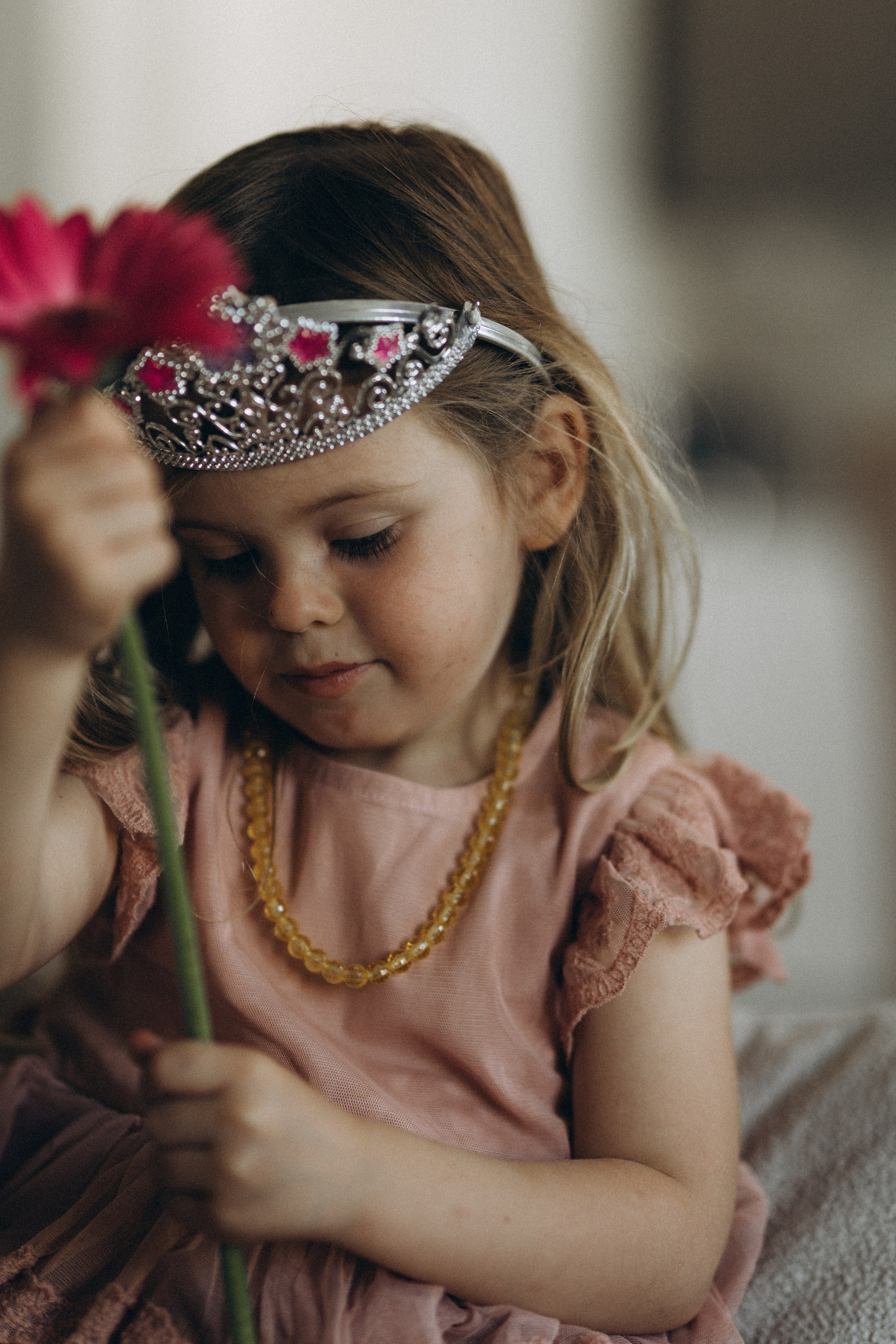 L&H. Wedding and potrait photographer in Helsinki Vickan O