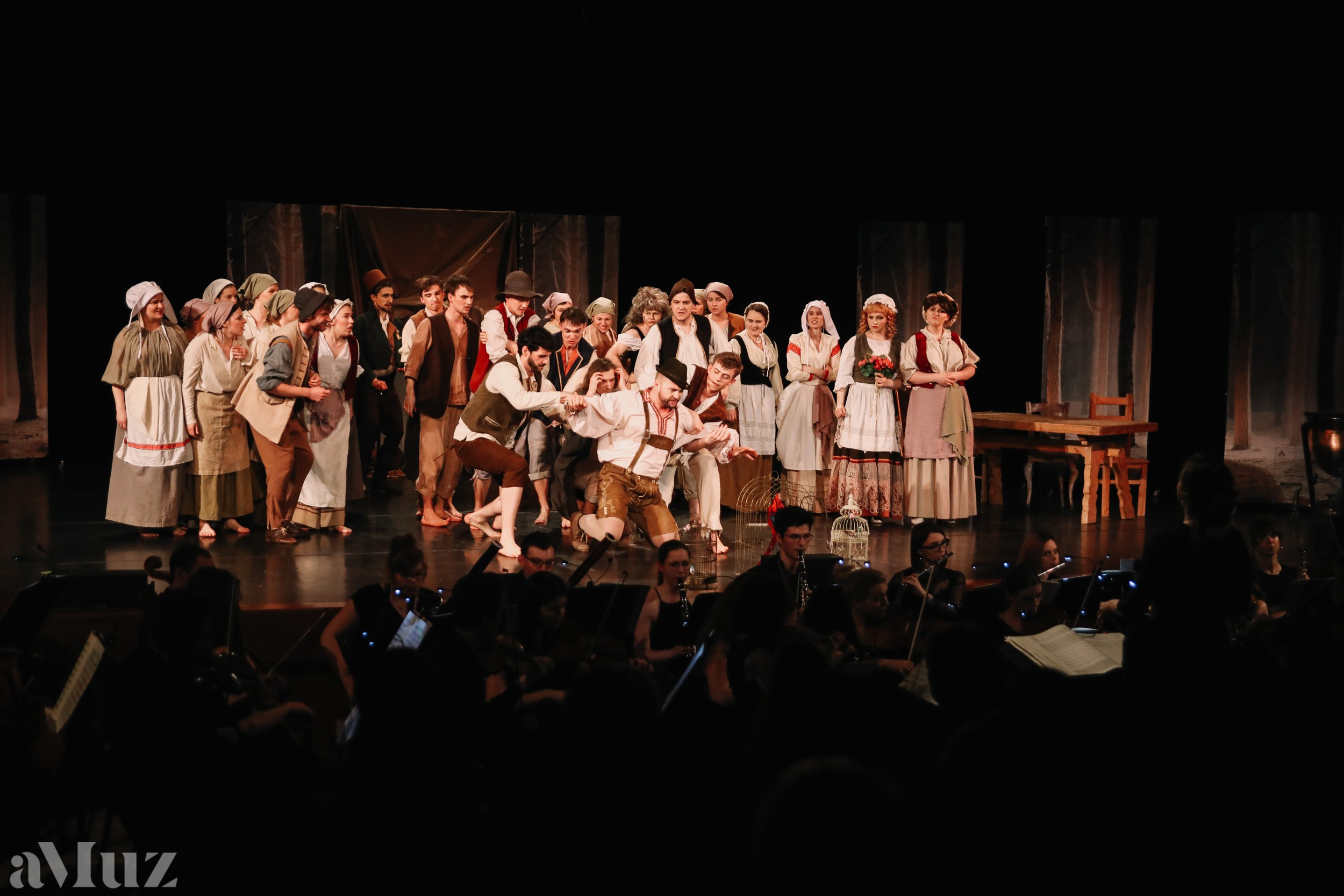 Opera Łąkowa. Fotograf Ślubny Warszawa - Sesje Biznesowe Rodzinne Eventy