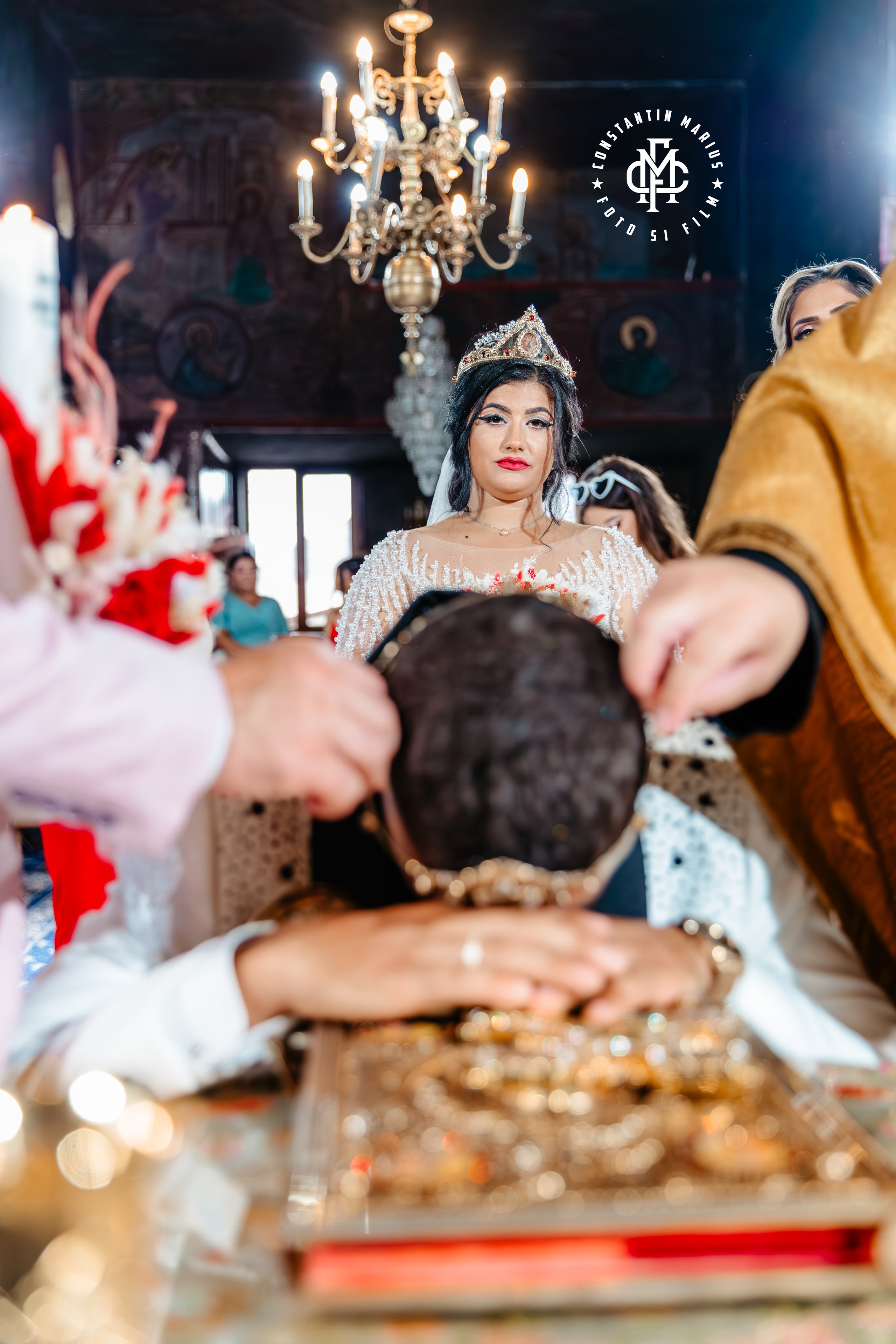 WEDDING PHOTOGRAPHY. DESPRE NOI