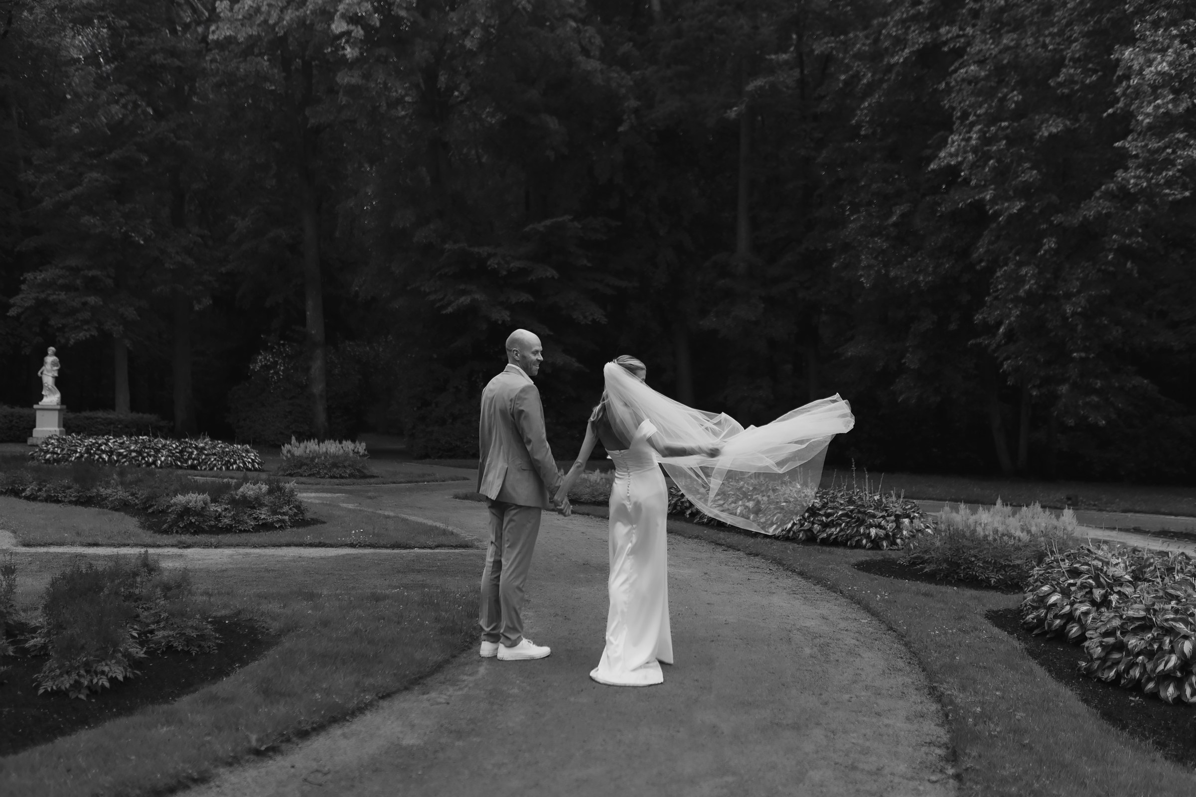 Justė ir Henrikas | Lietingos jaukios vestuvės Palangoje. Vestuvių ir šeimų fotografė Lena Bondarenko / belove photo