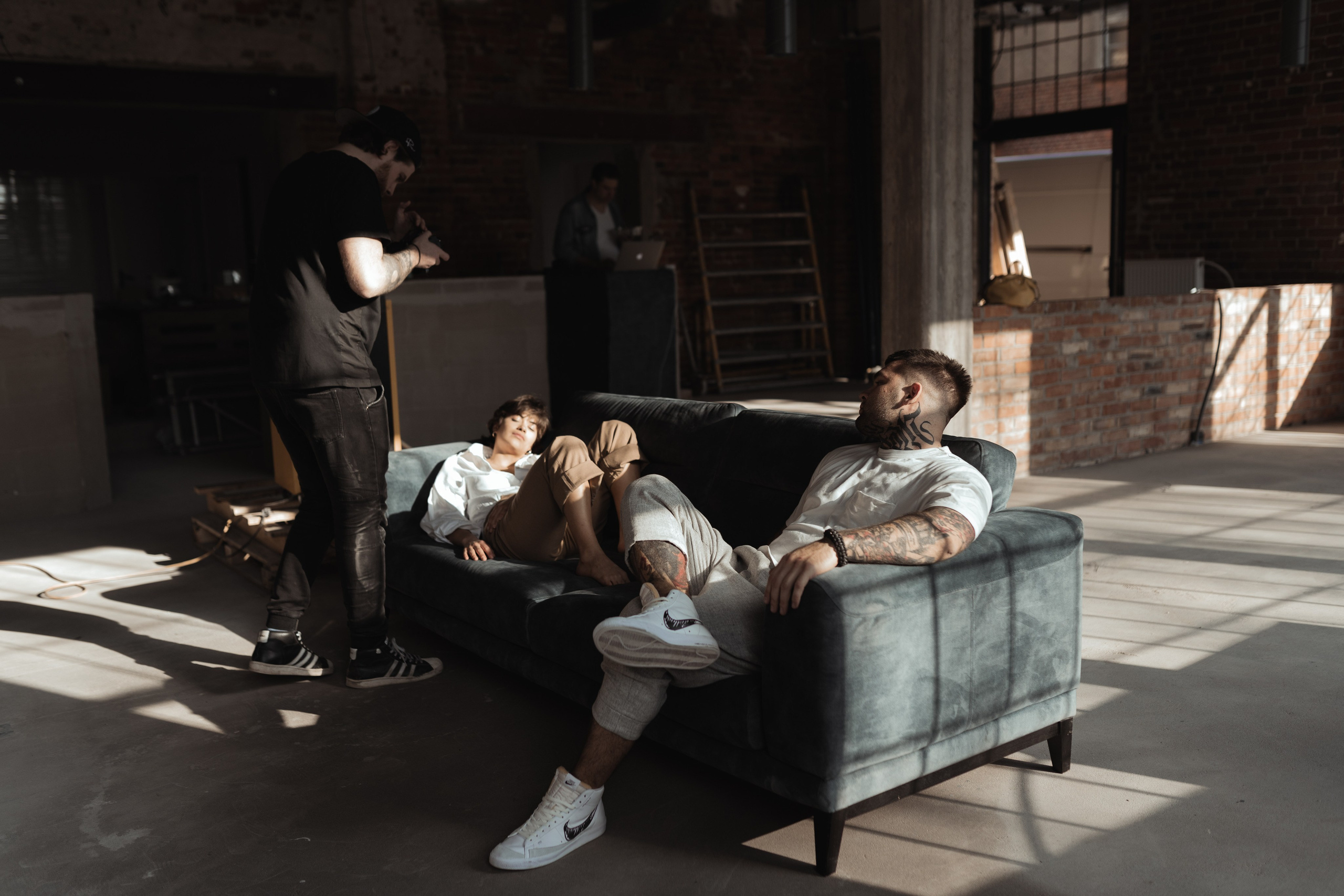 Commercial. Mike Avelli