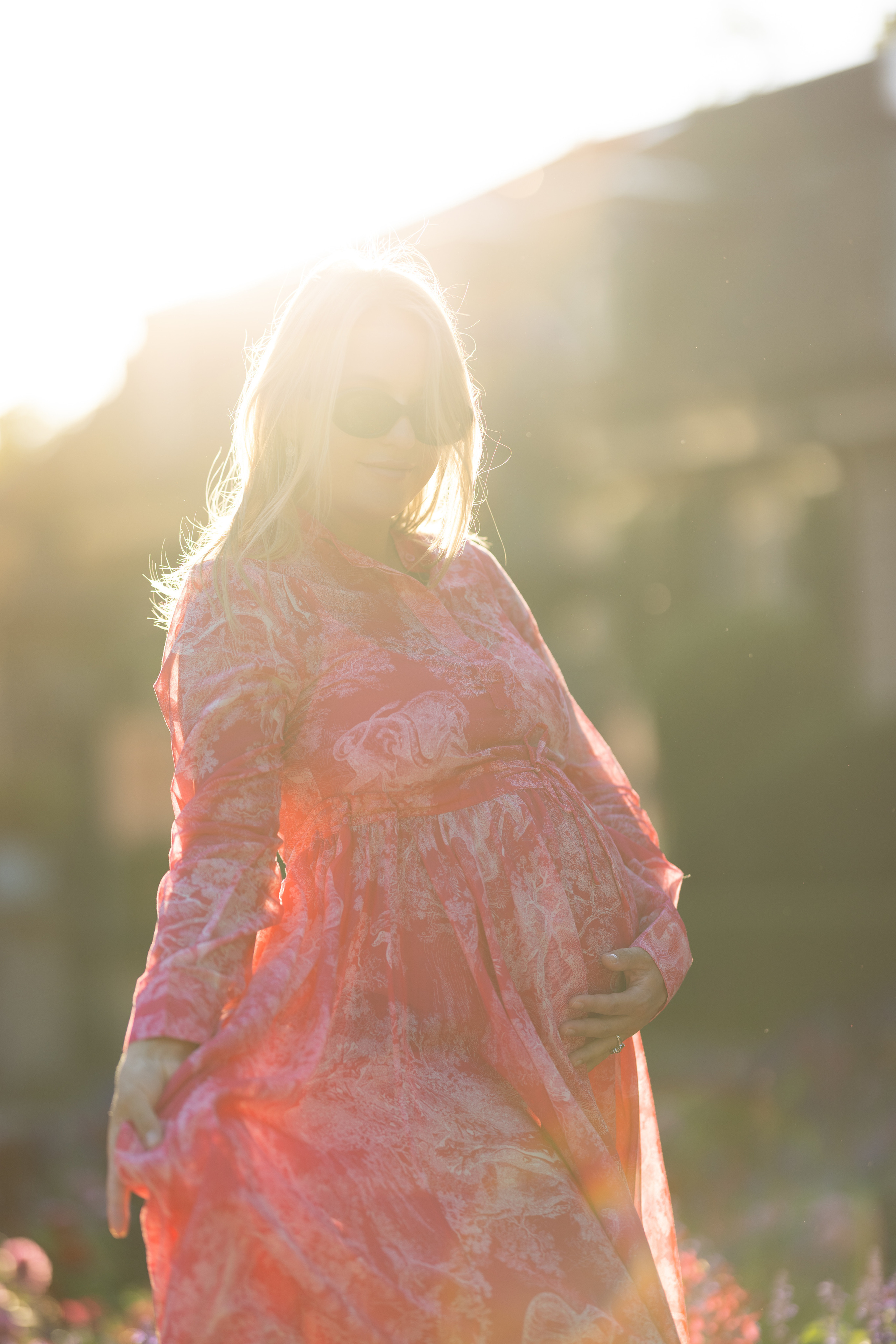 Raisa in secret garden. Family photographer Zurich & Switzerland Daria Moore