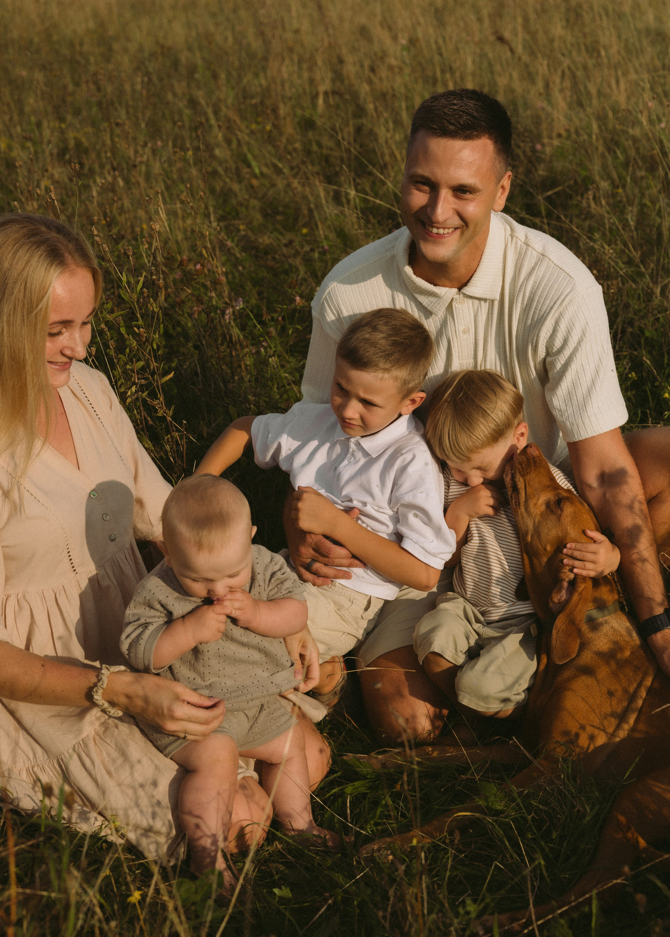 Simonos ir Mariaus šeima | PIEVA. Vestuvių ir šeimų fotografė Lena Bondarenko / belove photo