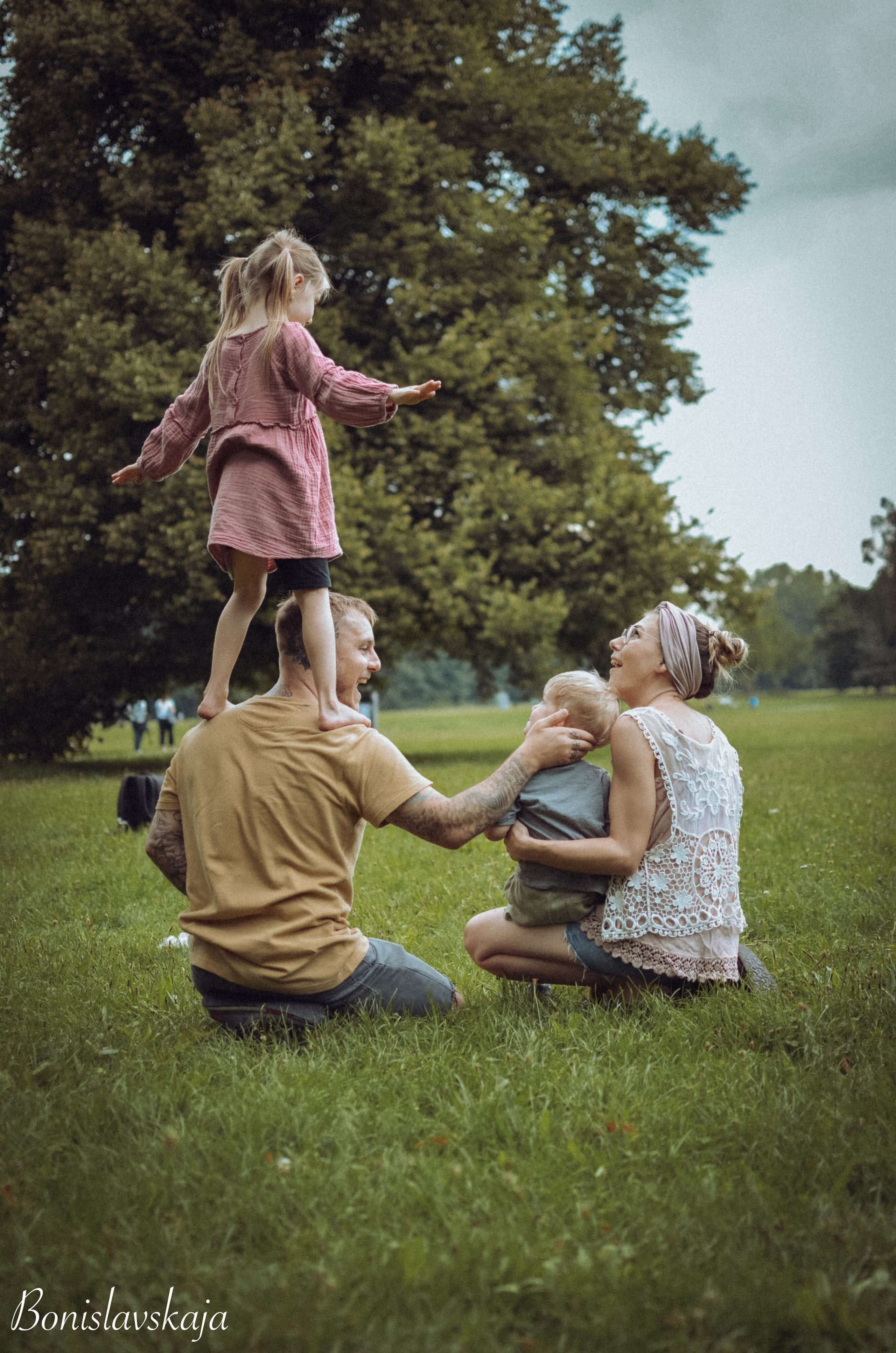 Basti & Melanie. Everwarm Photo and Video Studio