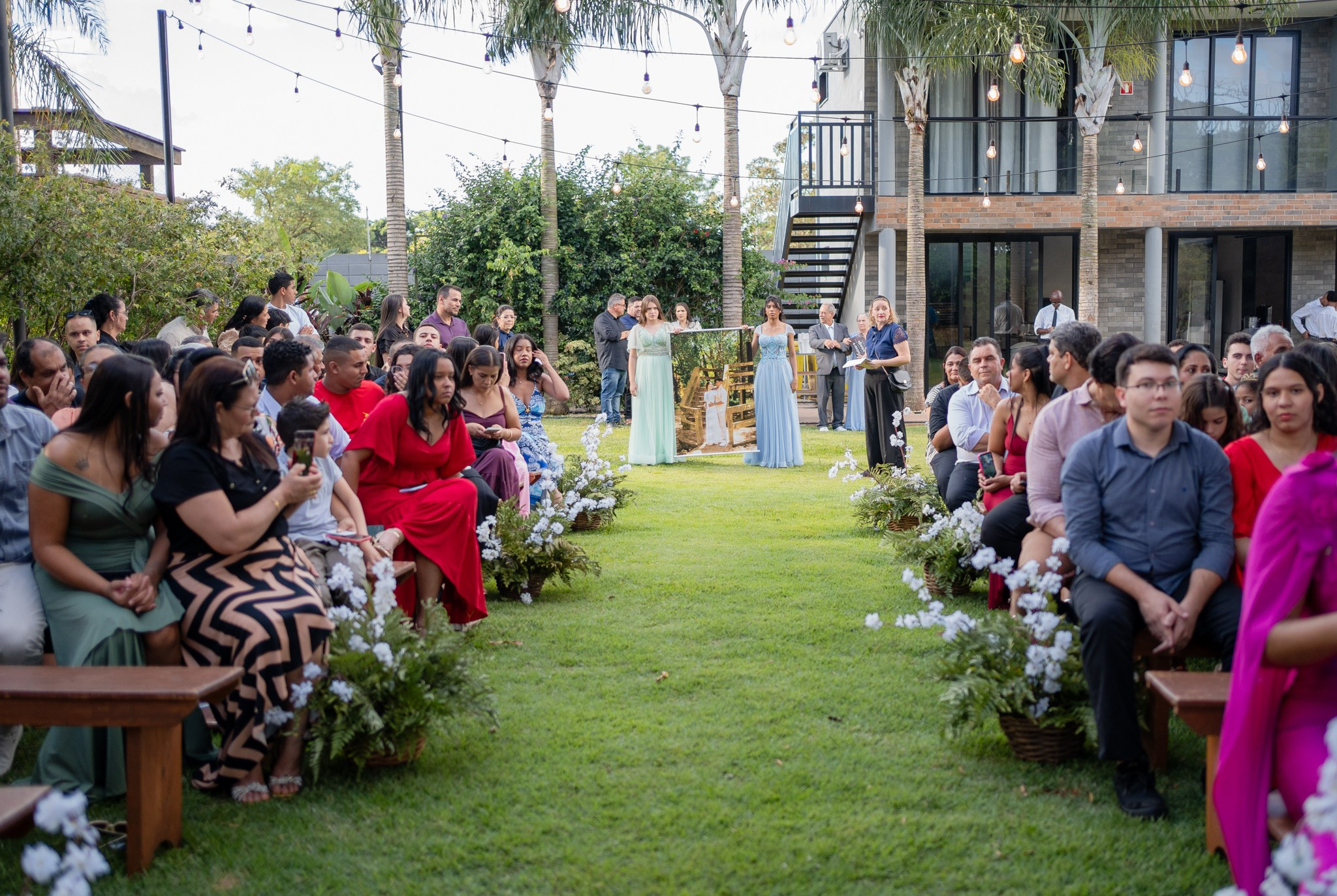 Larissa & Vinicius — Espaço Faveral / Aararaquara. Robson Colaço