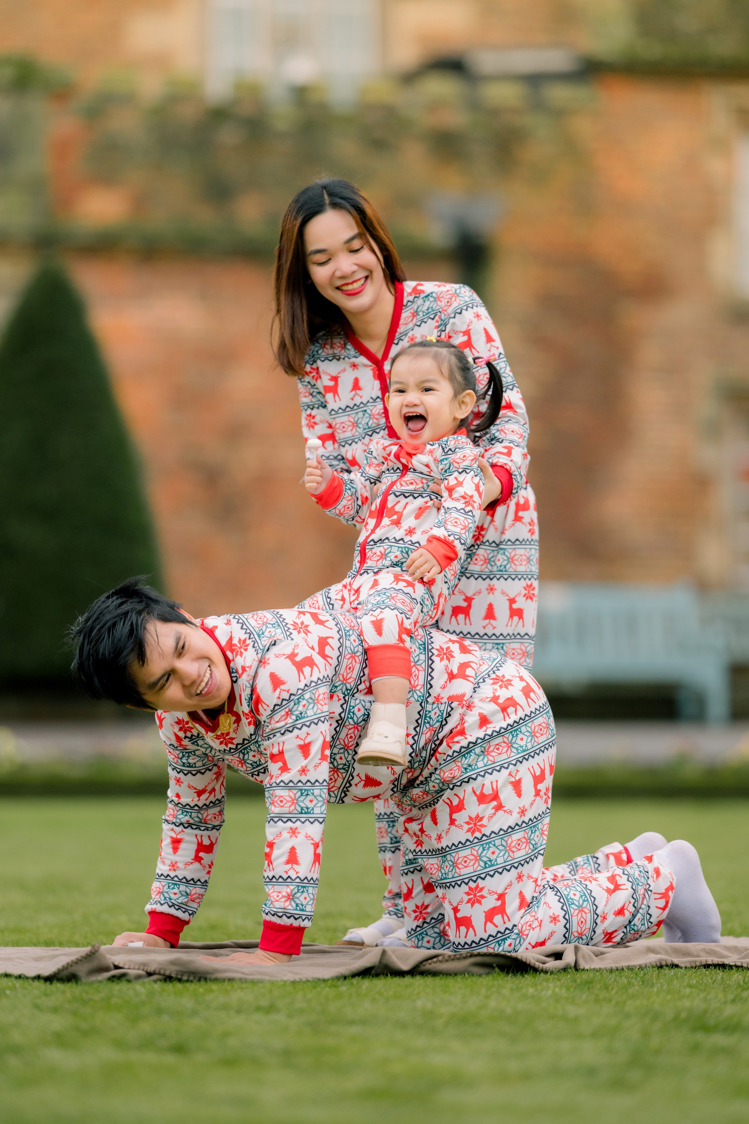 Maturan Family. CSR Photography