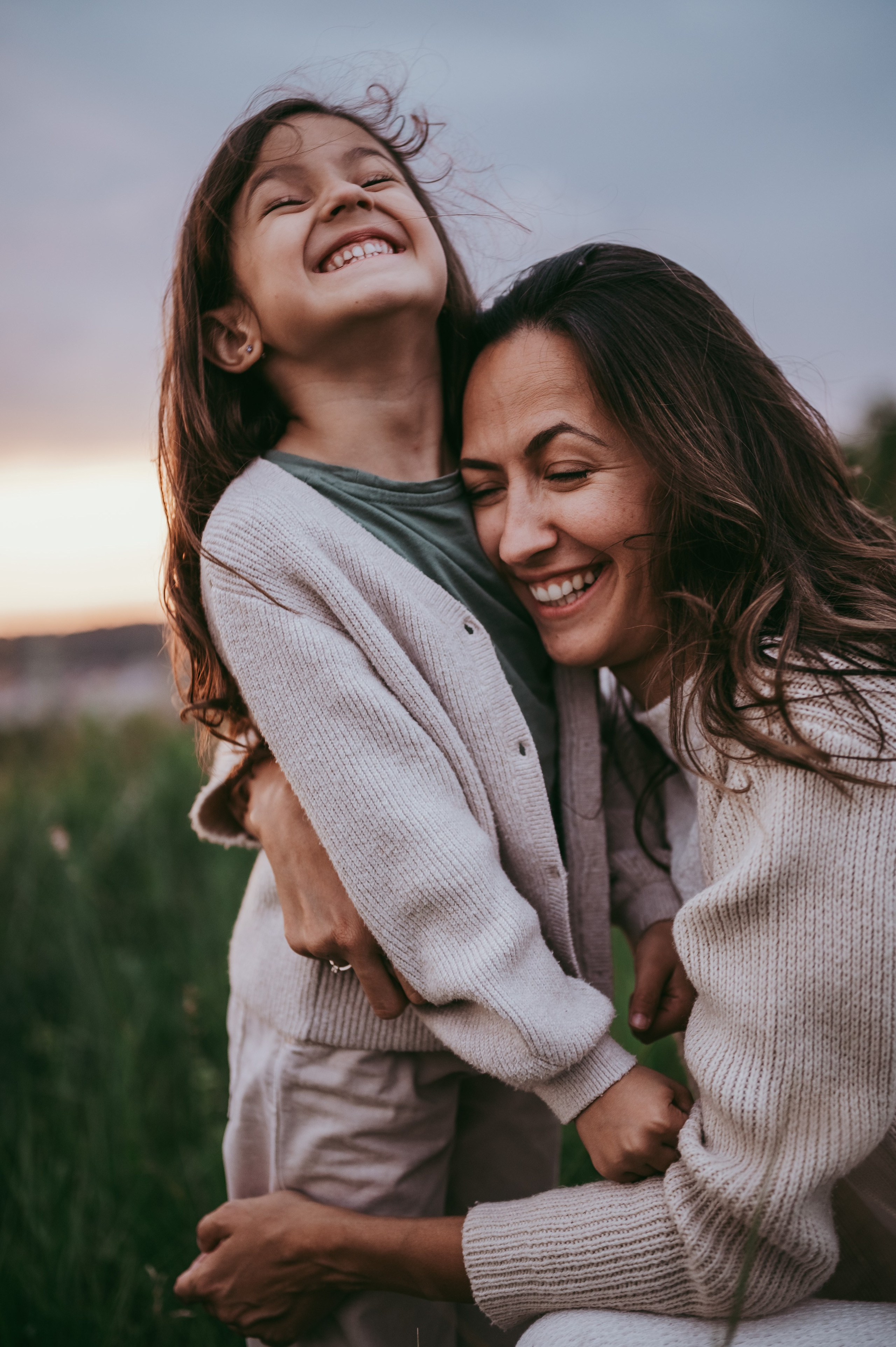 Bojana i Srna / mammy and me photosession. Deciji i porodicni fotograf u Beogradu Oksana Skendzic