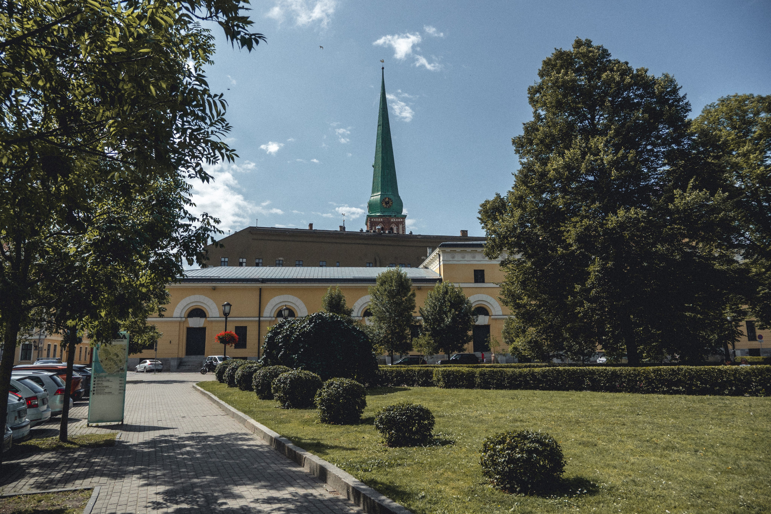 Voyage à Riga. Photographe sur Cote d’Azur. Portraits de familles, couples, enfants, événements