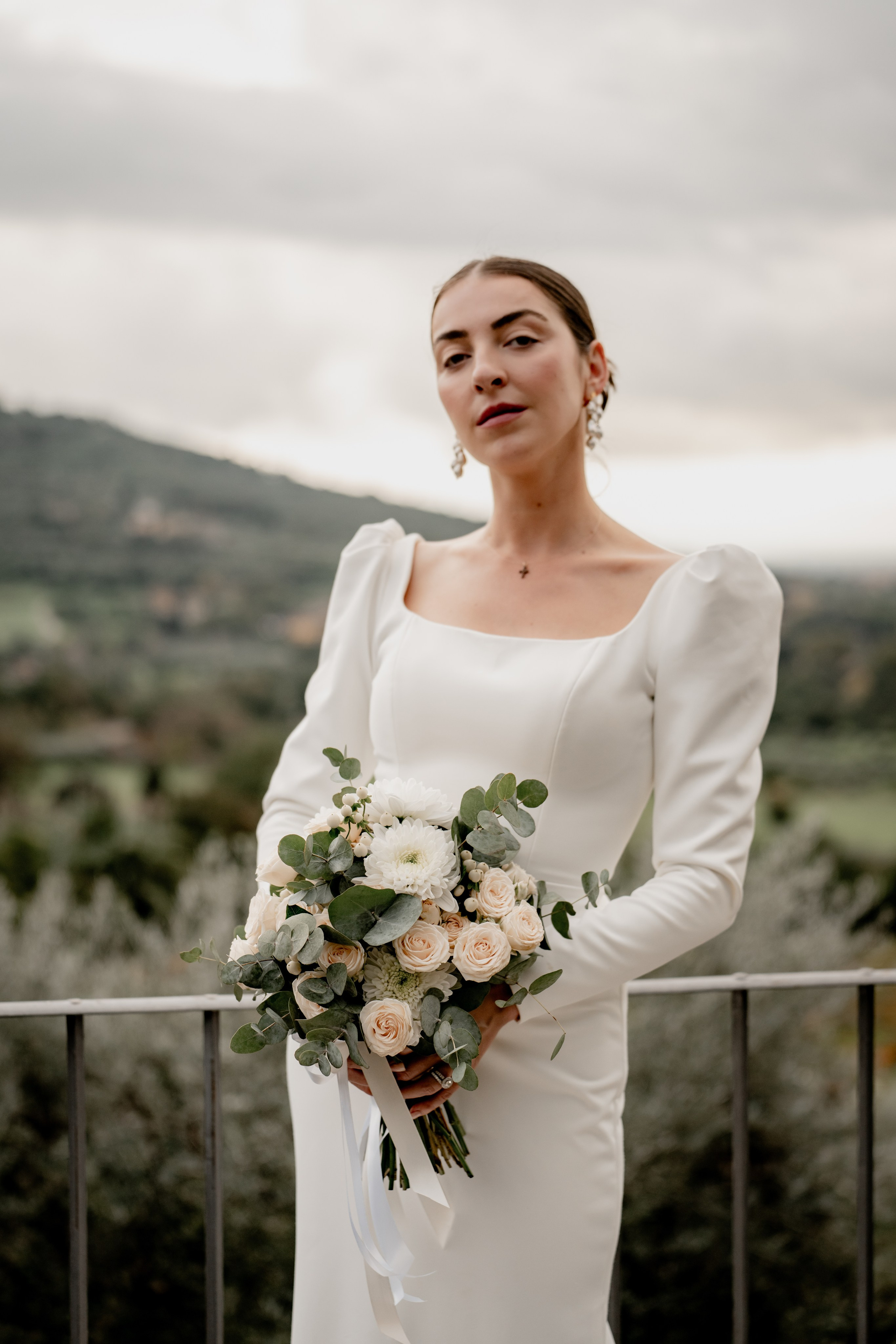 Elopment in Cortona. Villa Falconiere. Wedding Photographer in Italy