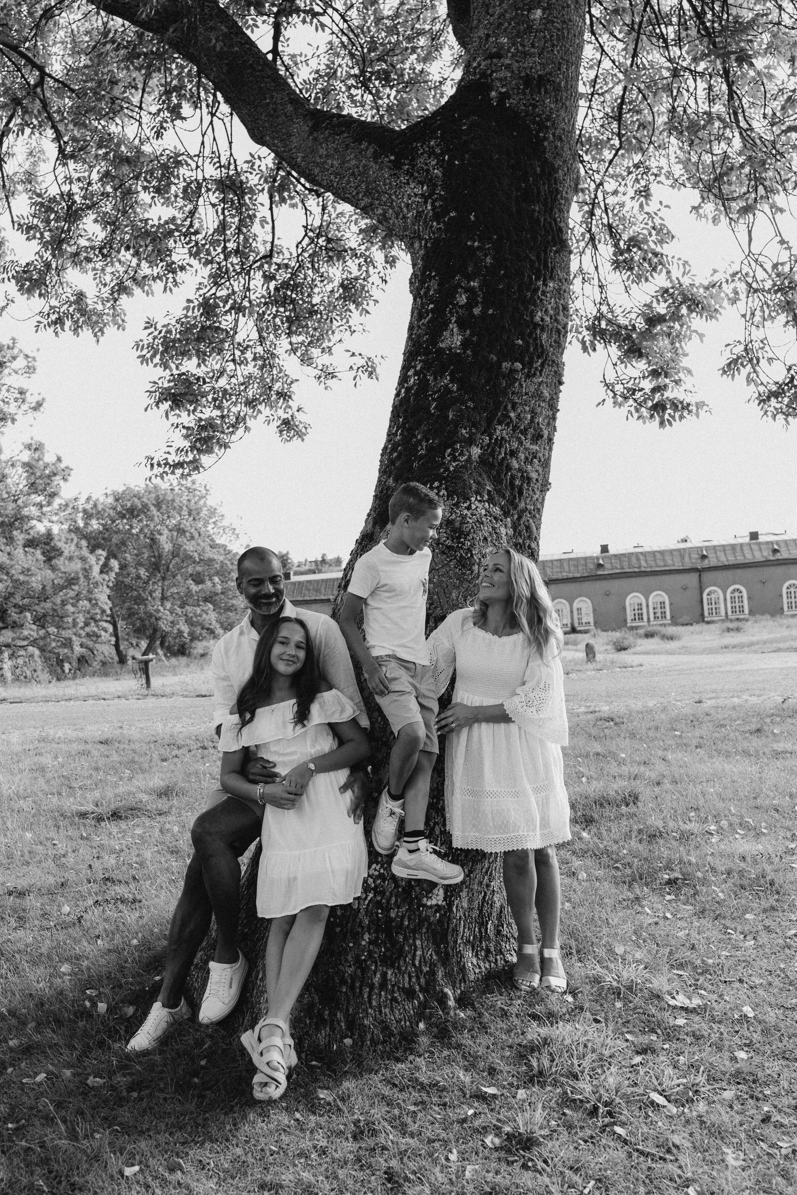 Suomenlinna. Wedding and portrait photographer in Helsinki Vickan O