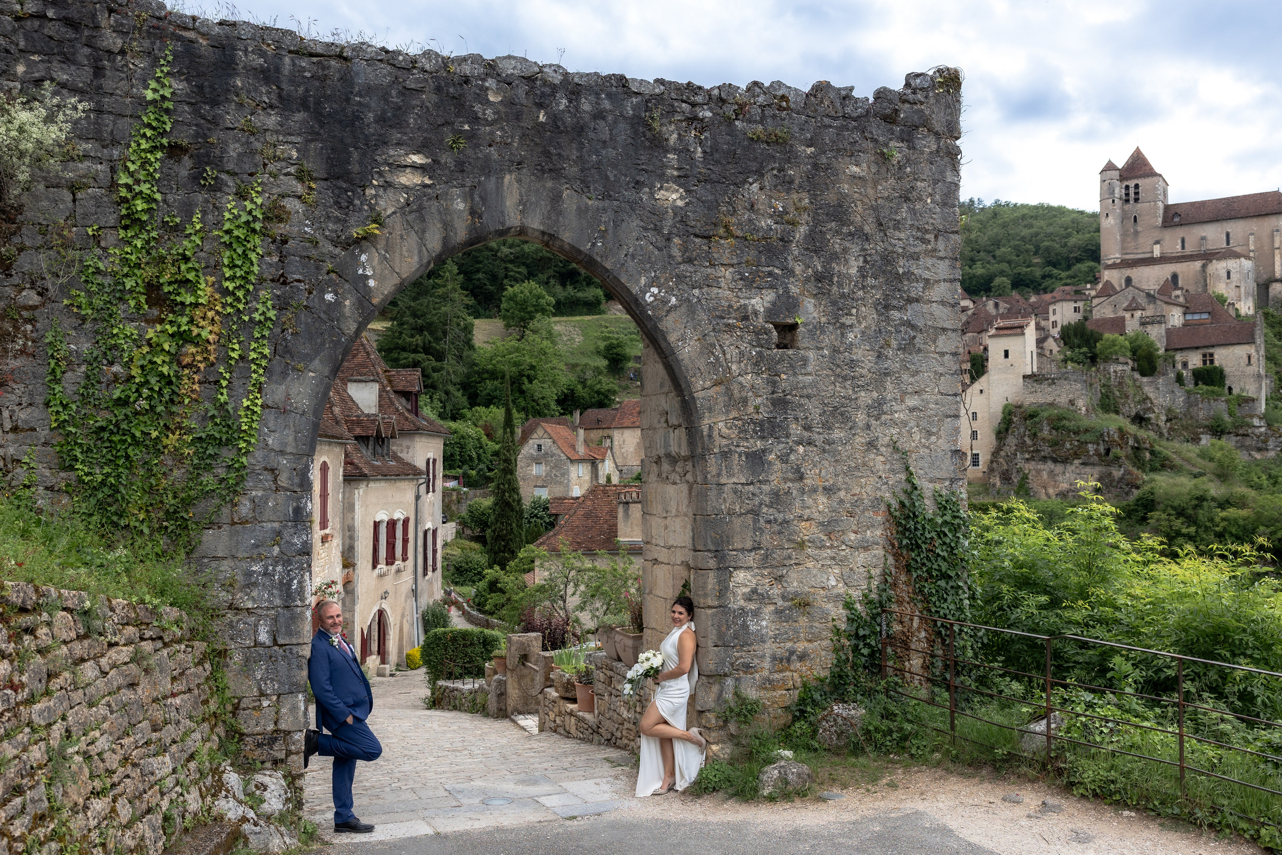 Elopement near Saint-Cirq-Lapopie. Crystal&Robert. Евгения Смирнова — Ваш фотограф в Тулузе и на юго-западе Франции
