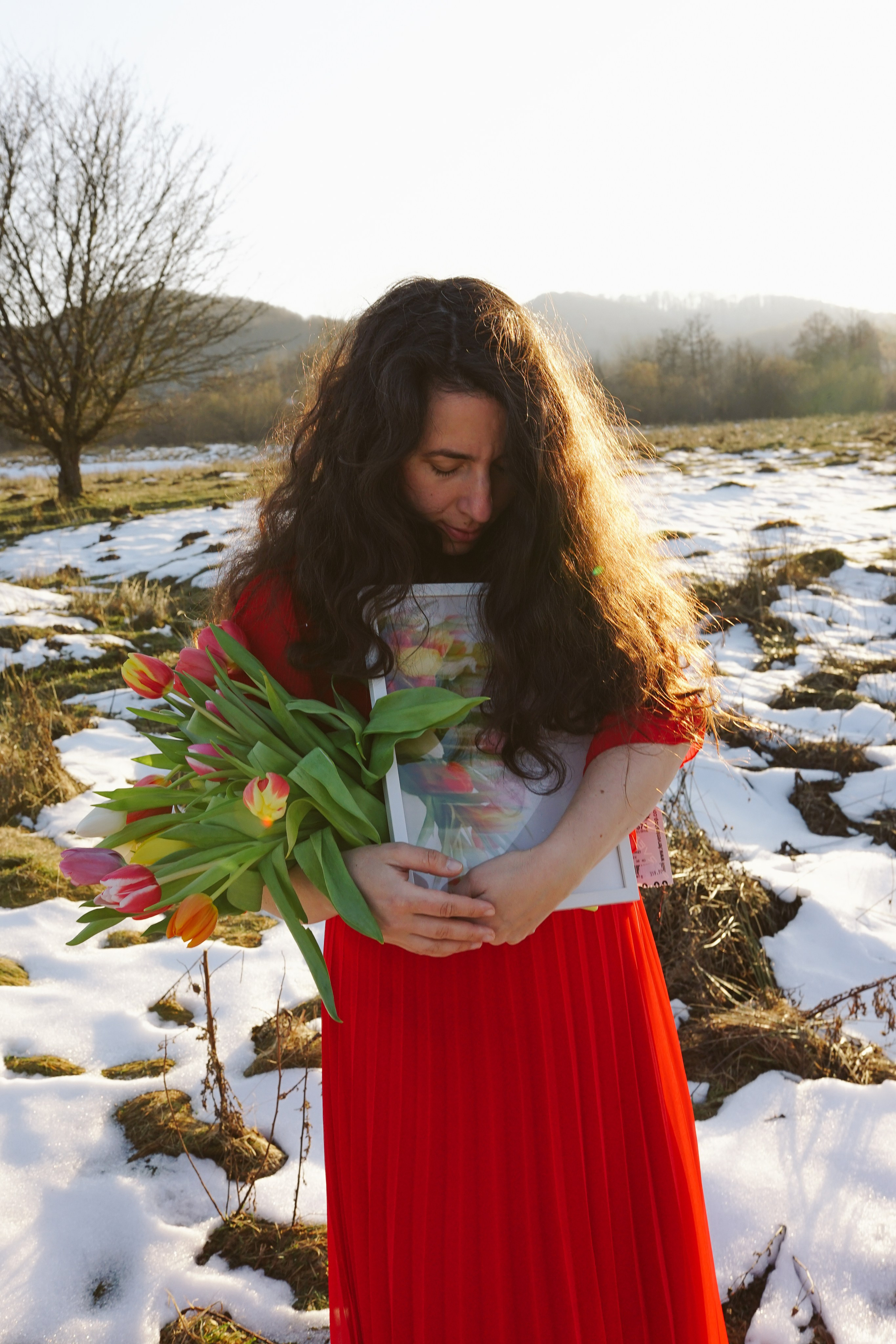 Mărțișorul x Mes Amis: O Poveste de Primăvară | Mădălina Beda. Madalina Beda- Artist vizual, fotograf, doula la nastere, consultant babywearing Brasov si in toata tara