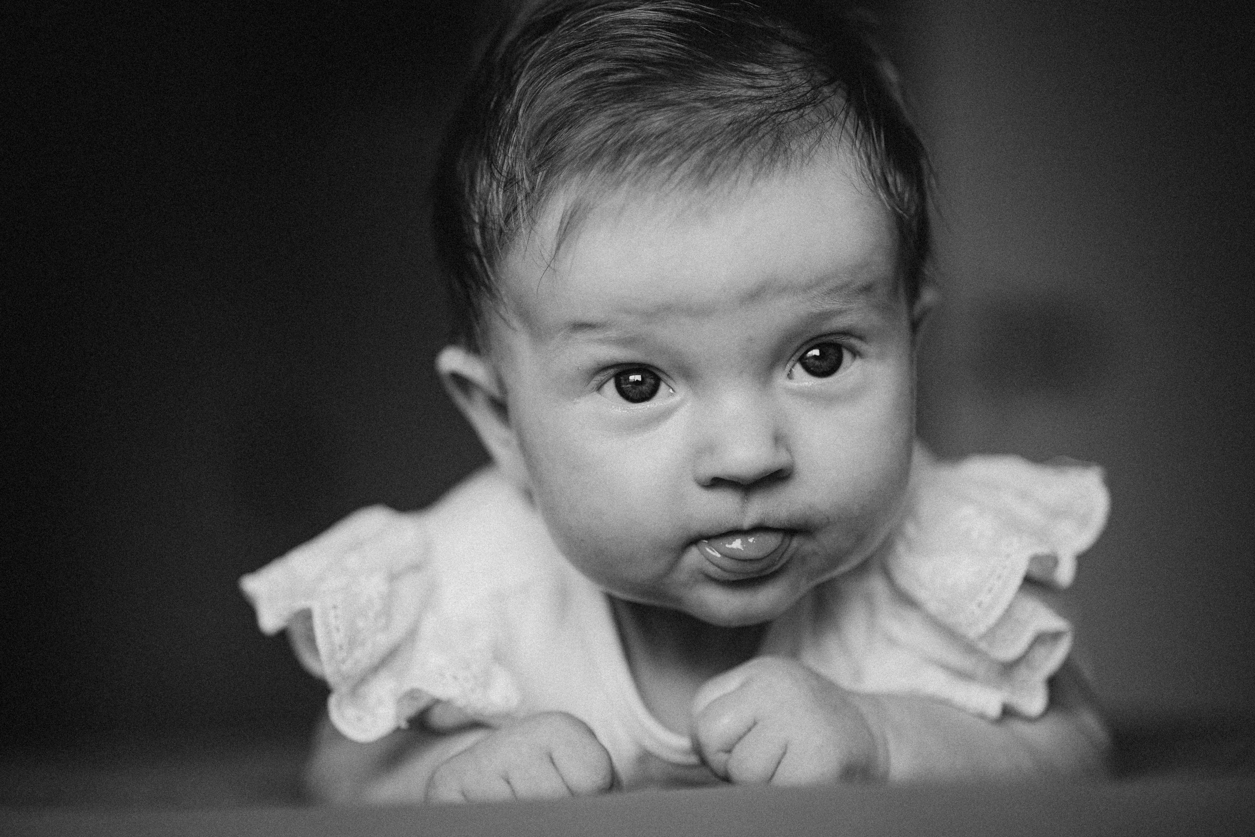 Nicole 3 meses. Fotografa documental de familia e nascimento em Florianópolis SC Daria Ermolaev
