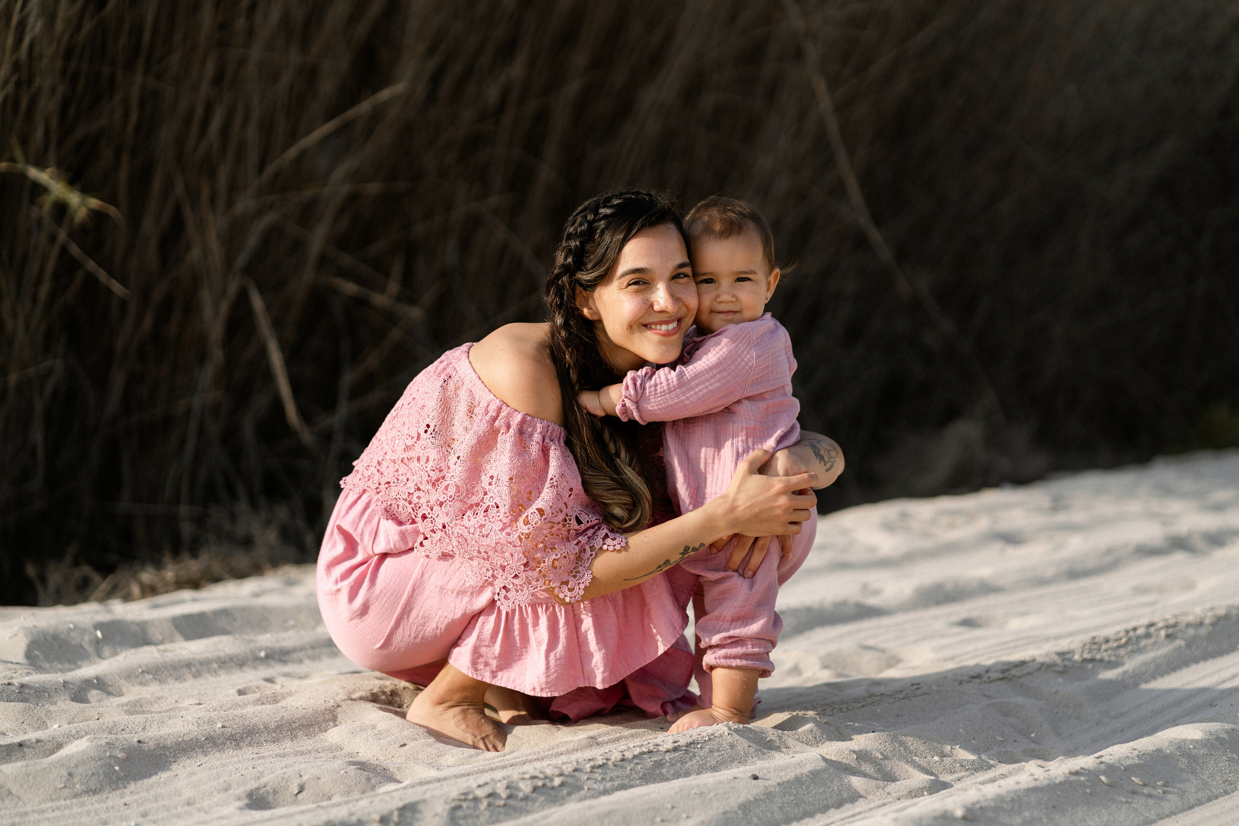 Mother & daughter love. Angela Iakovleva — Family Photographer in Dubai
