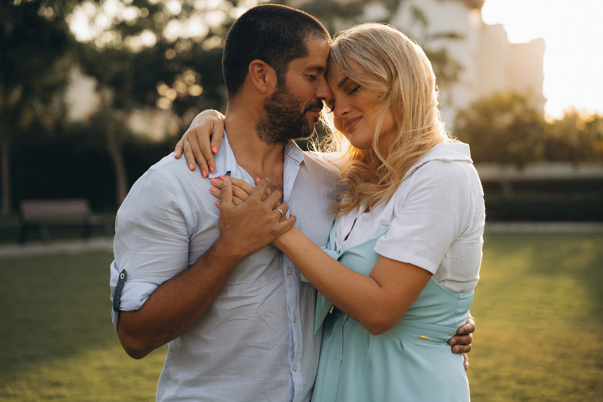 Sunset walk in the park. Angela Iakovleva — Family Photographer in Dubai