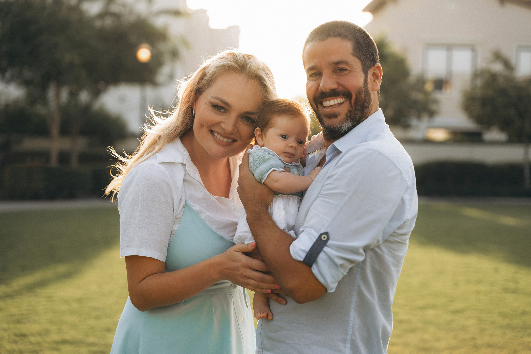 Sunset walk in the park. Angela Iakovleva — Family Photographer in Dubai