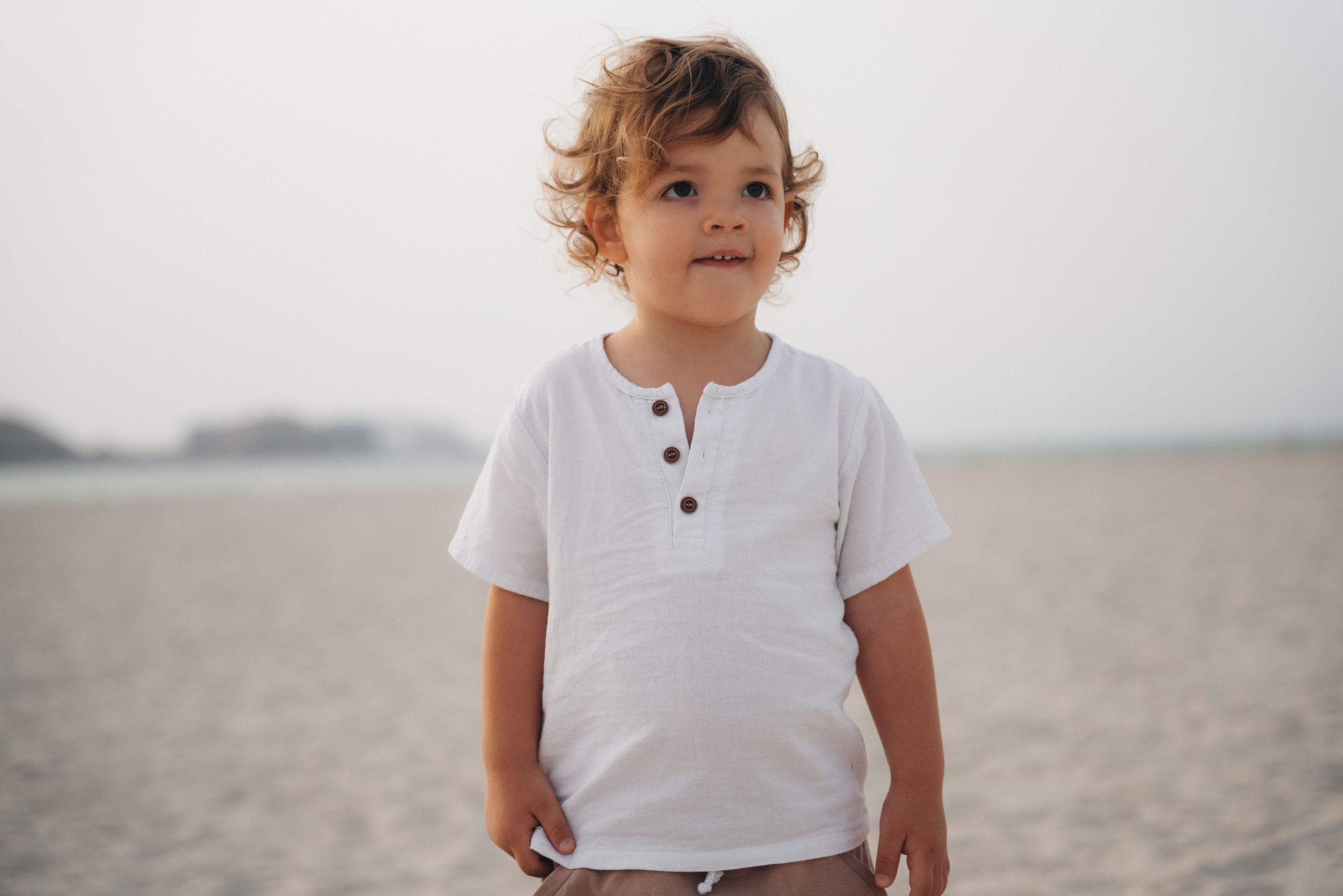 Beach play and fun. Angela Iakovleva — Family Photographer in Dubai